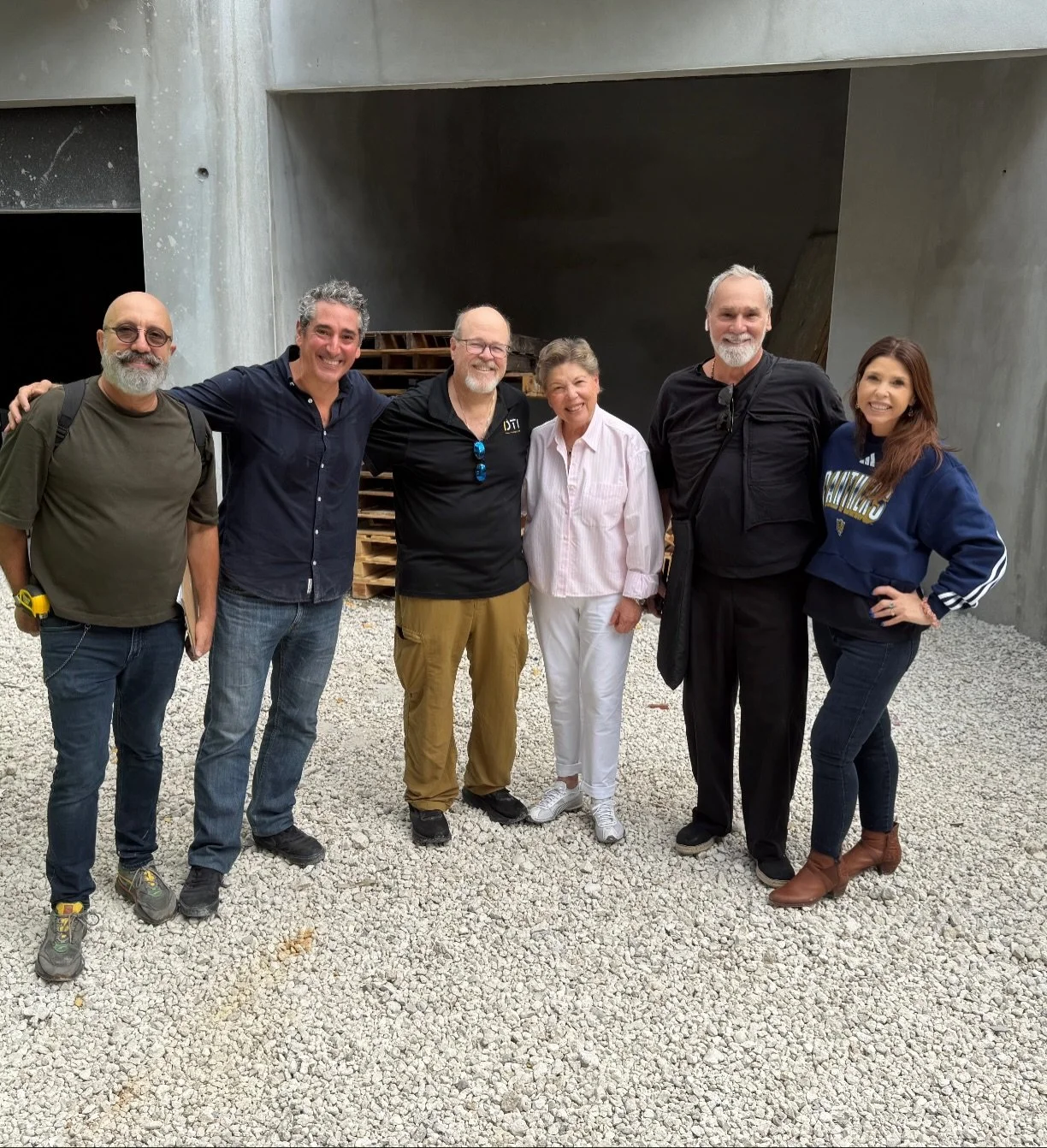 ✨November Team Meeting 🌴✨

Huge thanks to our amazing team for: 
&nbsp;&nbsp;&nbsp;&nbsp;🏗️ Keeping us on track: Our amazing General Contractor, Manel Enriquez (Miami General Contrator Services, LLC )
&nbsp;&nbsp;&nbsp;&nbsp;📐 Designing the modern