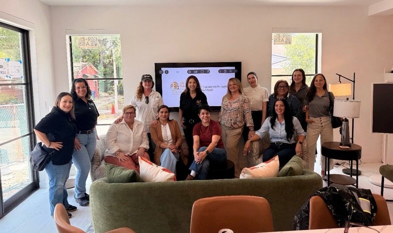 It was truly an honor hosting the National Association of Women in Construction @nawicmiami Miami Chapter at our La Victoria Miami Collection site for a hard hat tour! 

These inspiring professionals are actively breaking glass ceilings in the constr