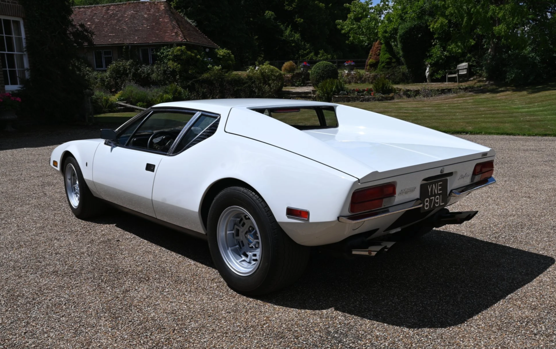 De Tomaso Pantera