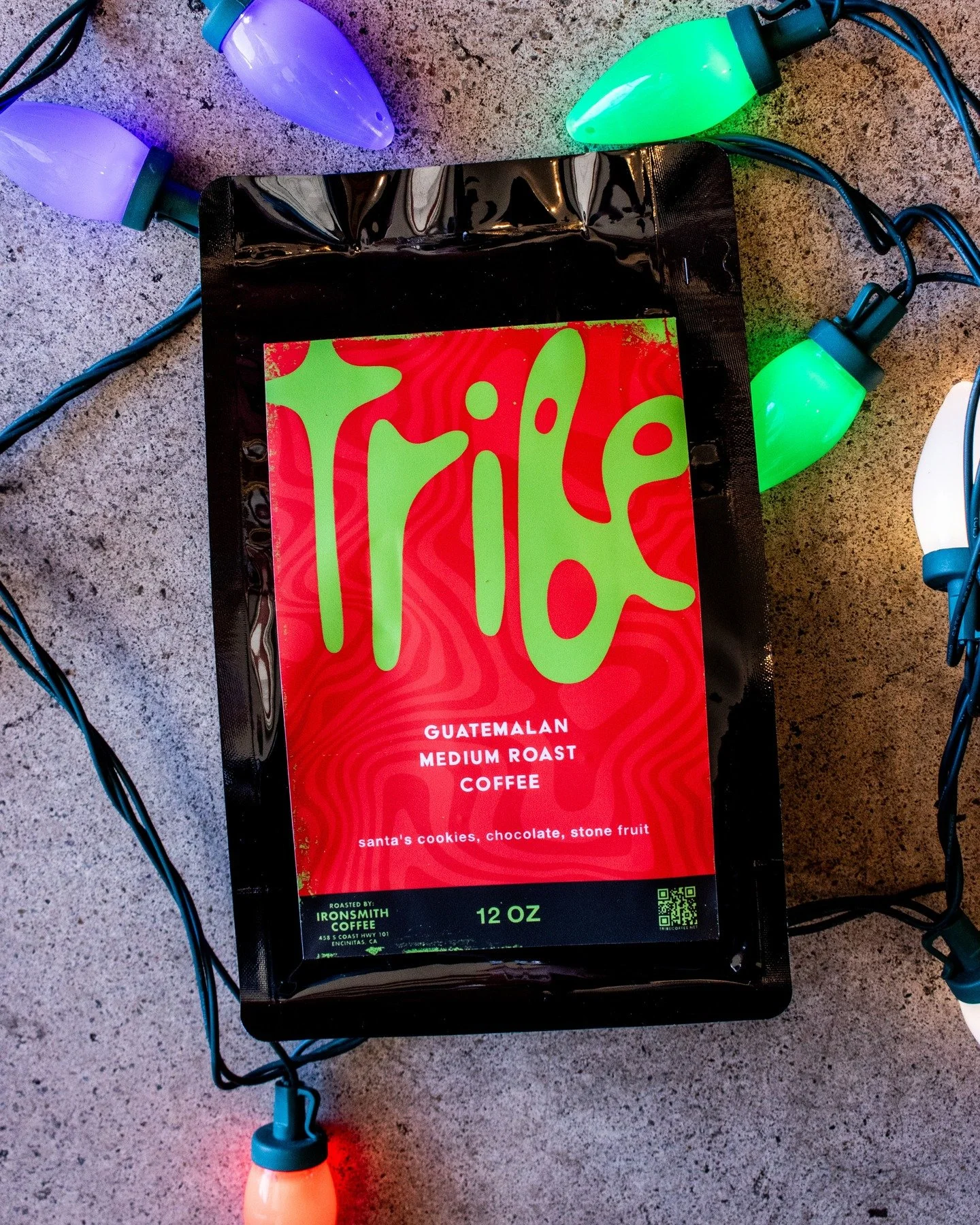 We just dropped our limited-edition Holiday Roast! Same great coffee you love, roasted a touch darker to bring out those chocolate notes. Thanks to our friends at @ironsmithcoffee! 

Grab a bag at the Encinitas Holiday Parade tomorrow! We'll be servi