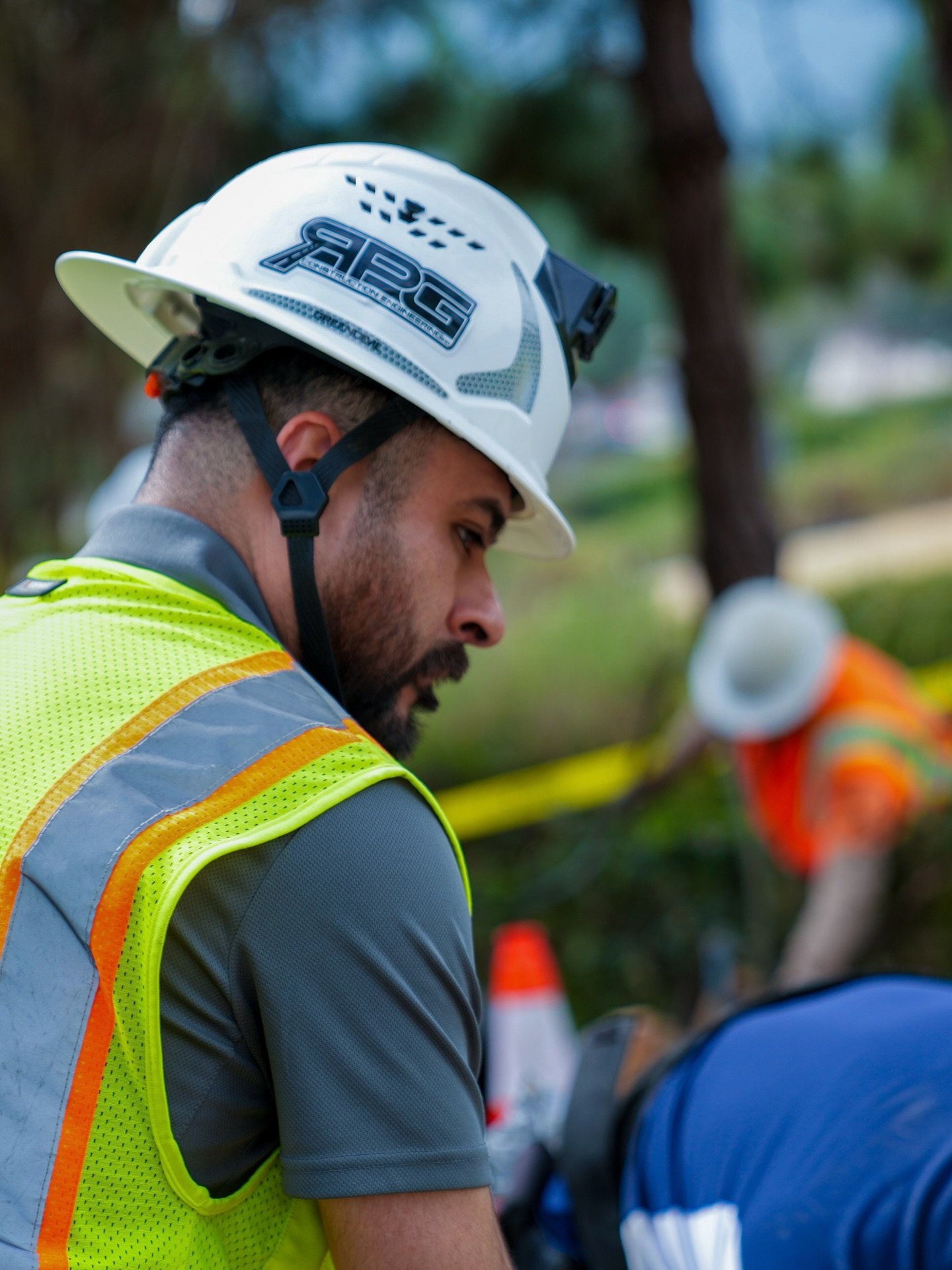 No shortcuts. No distractions.
Just a locked-in RPG crew bringing new park lighting to San Elijo in San Marcos, CA. built for the community, done right the first time.
💡 Precision. Safety. Focus. 

#generalcontractor #sanelijo #sanmarcos #constructi