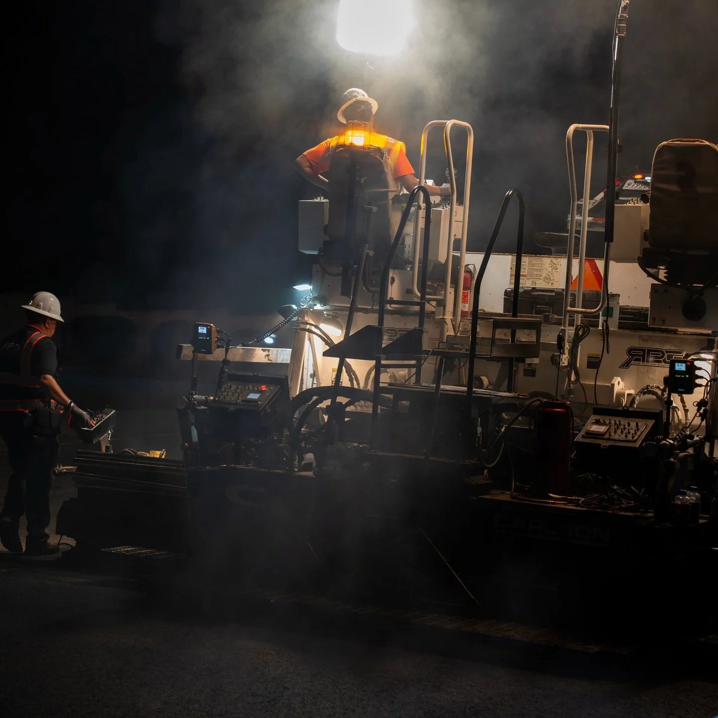 Nocturnal Builders. 

#asphalt #construction #paving #contractorlife #nightowl 

(PC: @sornia_solutions)