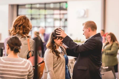 Jesus Appears to a Woman!