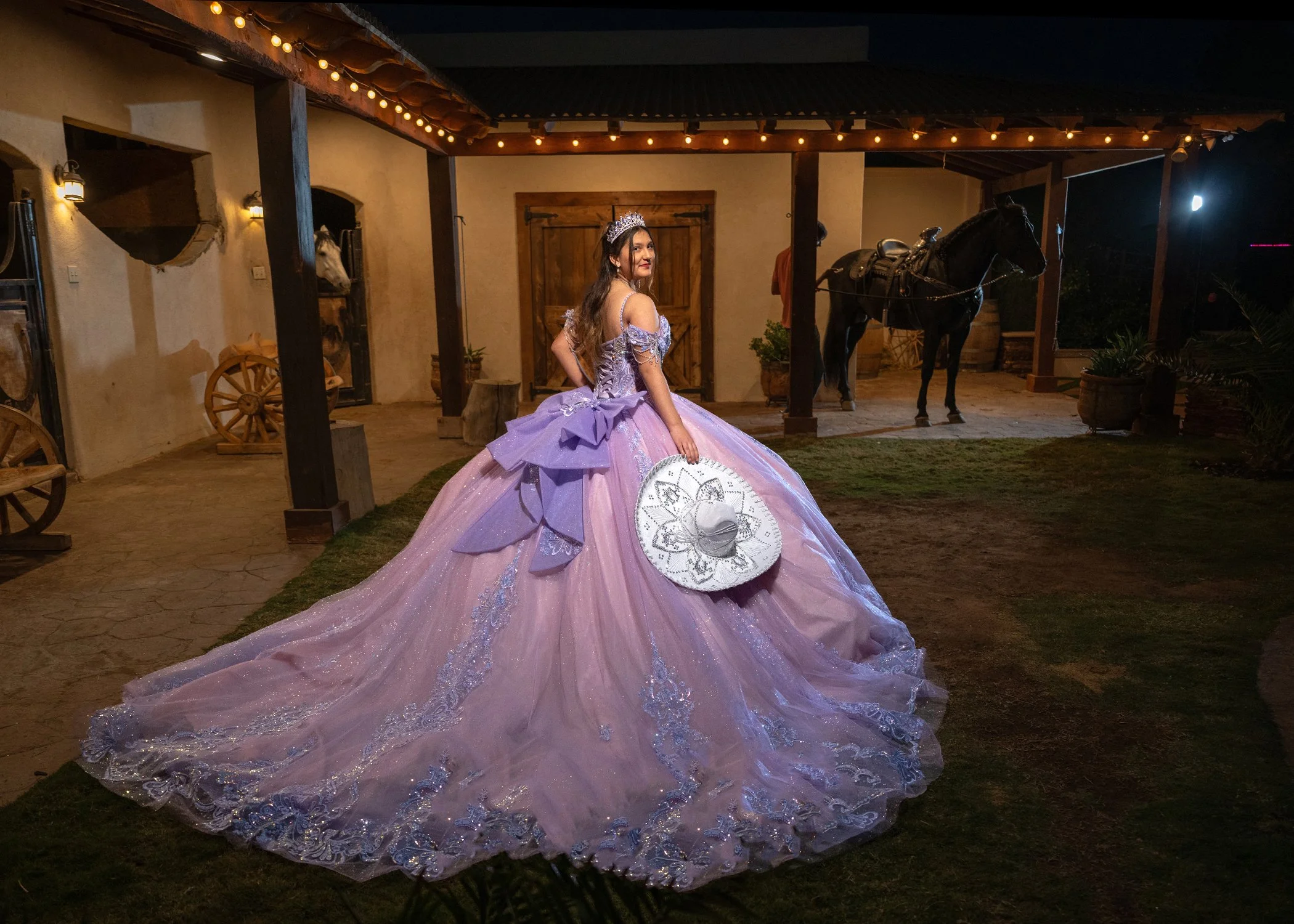 099 SET Valerieasas.jpg