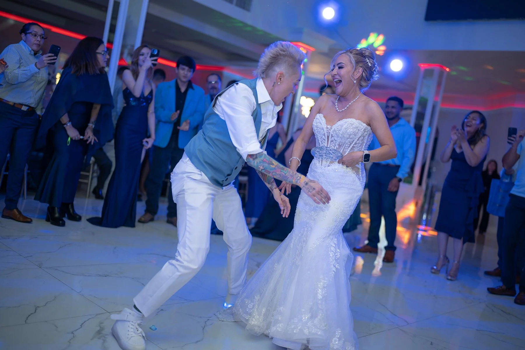 samanytha y Laura 4441.jpg