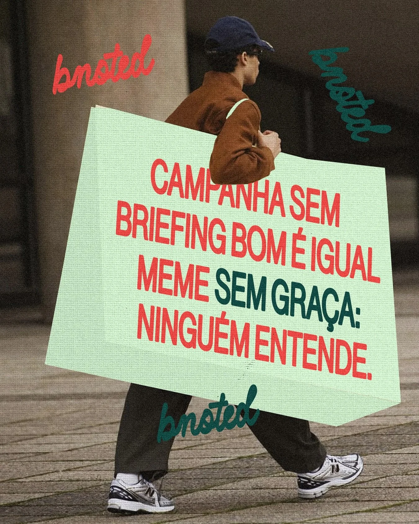 Todo mundo j&aacute; viu um meme que passou batido. Faltou contexto, faltou timing&hellip; faltou sentido.
Com campanha &eacute; a mesma coisa: se o briefing n&atilde;o estiver claro, o conte&uacute;do perde for&ccedil;a antes mesmo de ir pro ar.

Br