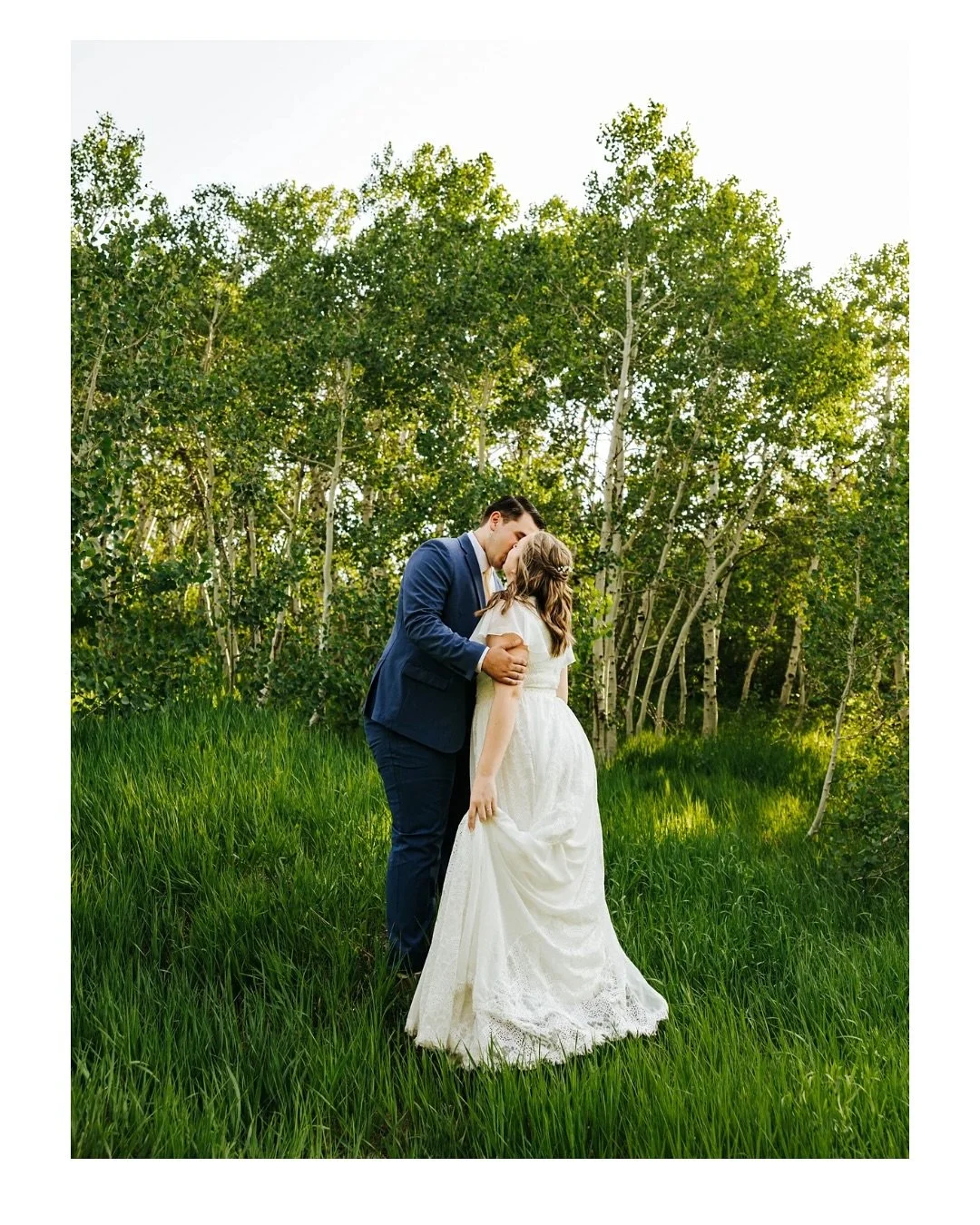 Wedding day is finally here!! So excited for these two 😍😍 

#utahphotographer #utahcountyphotography #utahphotography #utahfamilyphotographer #utahcountyphotographer #familyphotography #utahcountyfamilyphotographer #utahcountyphotographer #utahwedd