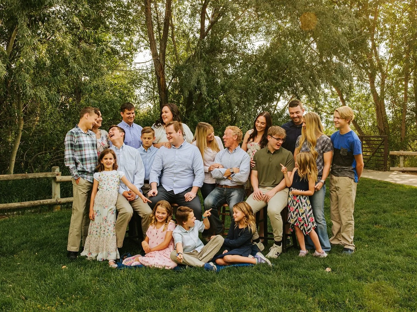 August and September are perfect for extended family photos! Take advantage of the cooler weather and schedule your shoot during the early evening when the sunset creates a magical atmosphere. 

Don't wait, my Saturdays are filling up fast! If you're