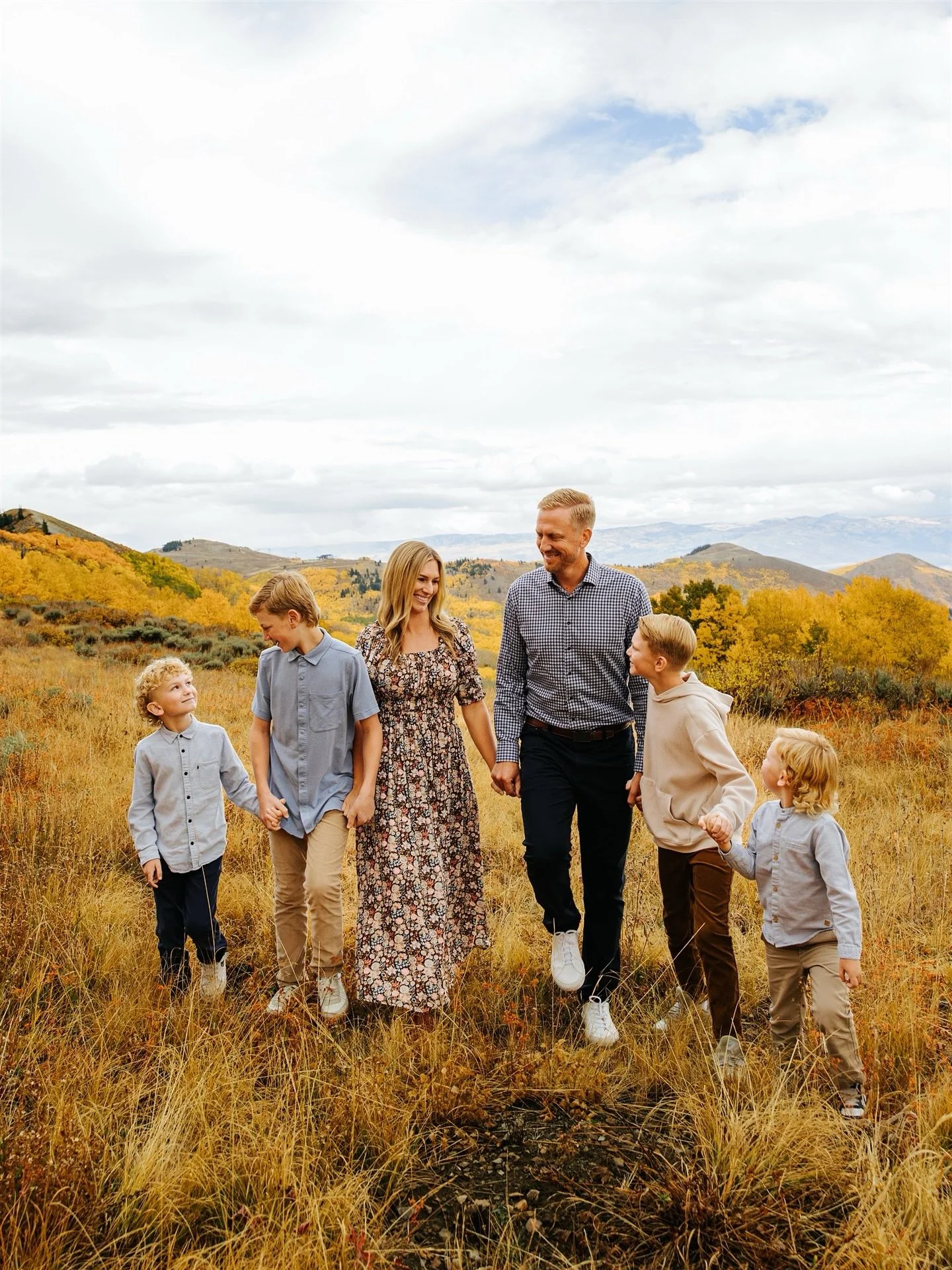 Wishing you a spook-tacular Halloween! Hope you have an amazing day and get some fun treats!

#utahphotographer #utahcountyphotography #utahphotography #utahfamilyphotographer #utahcountyphotographer #familyphotography #utahcountyfamilyphotographer #