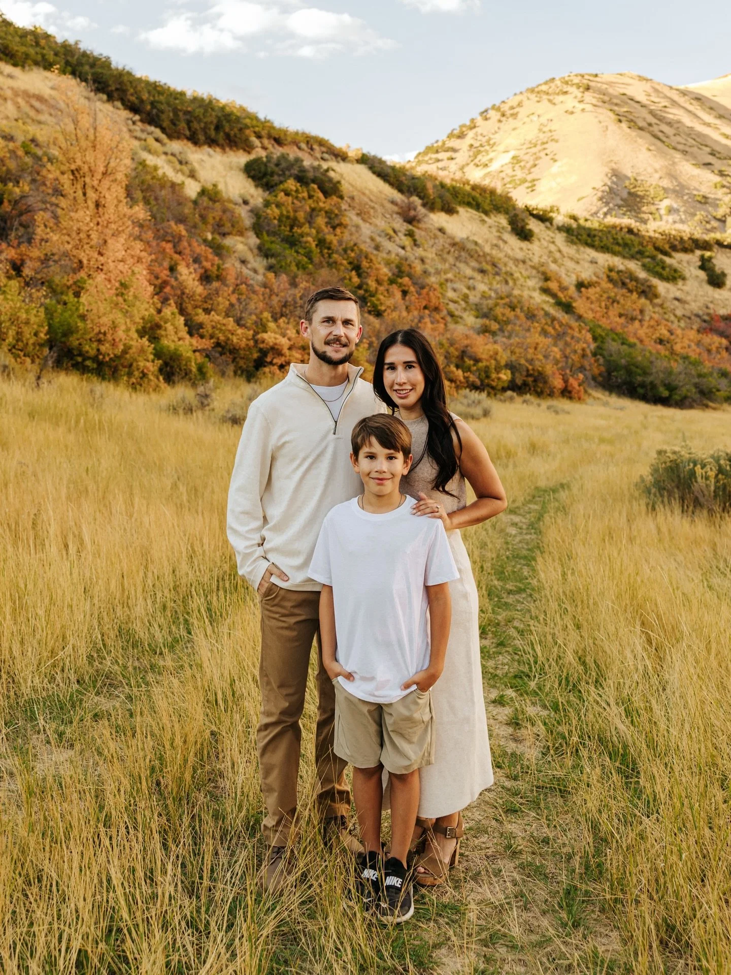 Fall to winter has flown by, and now it's time to share all the awesome memories! Get ready for a photo dump from fall to now! 

Spring is coming so let me know what location you'd love for spring specialty sessions! 🌼

SEO: Utah Photography, Utah P