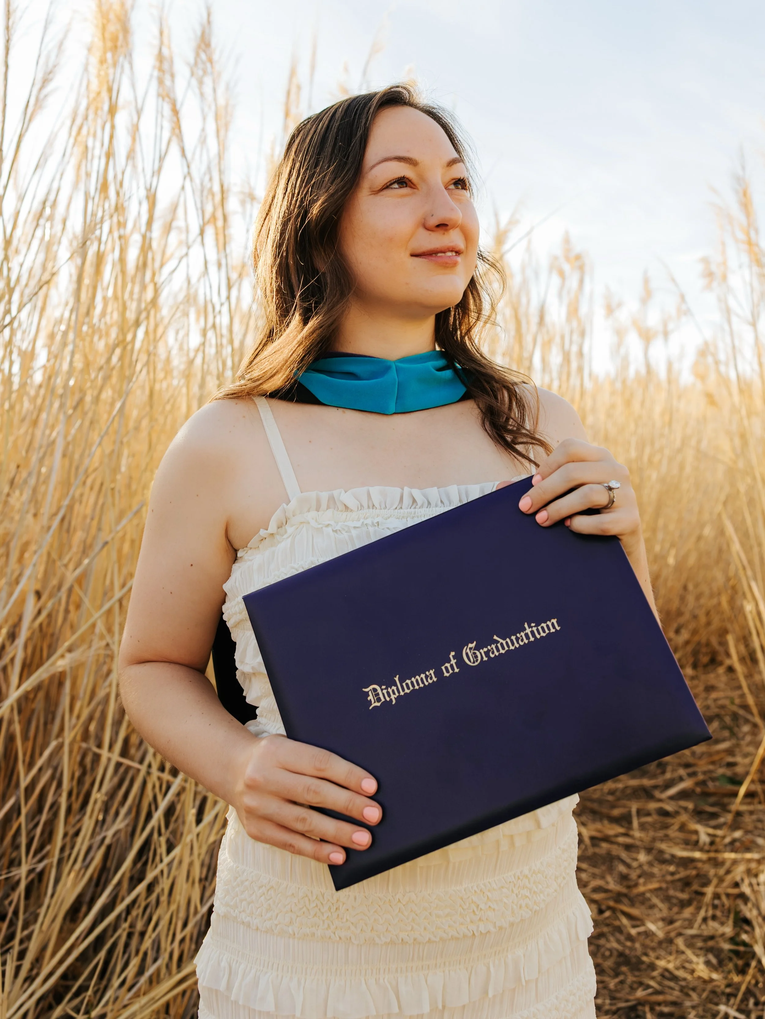 I love graduation season!🎓🫶
.
.
.
.
.
.
.
.
#UtahPhotographer #UtahFamilyPhotographer #SaltLakeCityPhotographer #UtahCountyPhotographer #FamilyPhotography 
Utah photographer | Utah family photographer | Utah wedding photographer | Utah couples phot