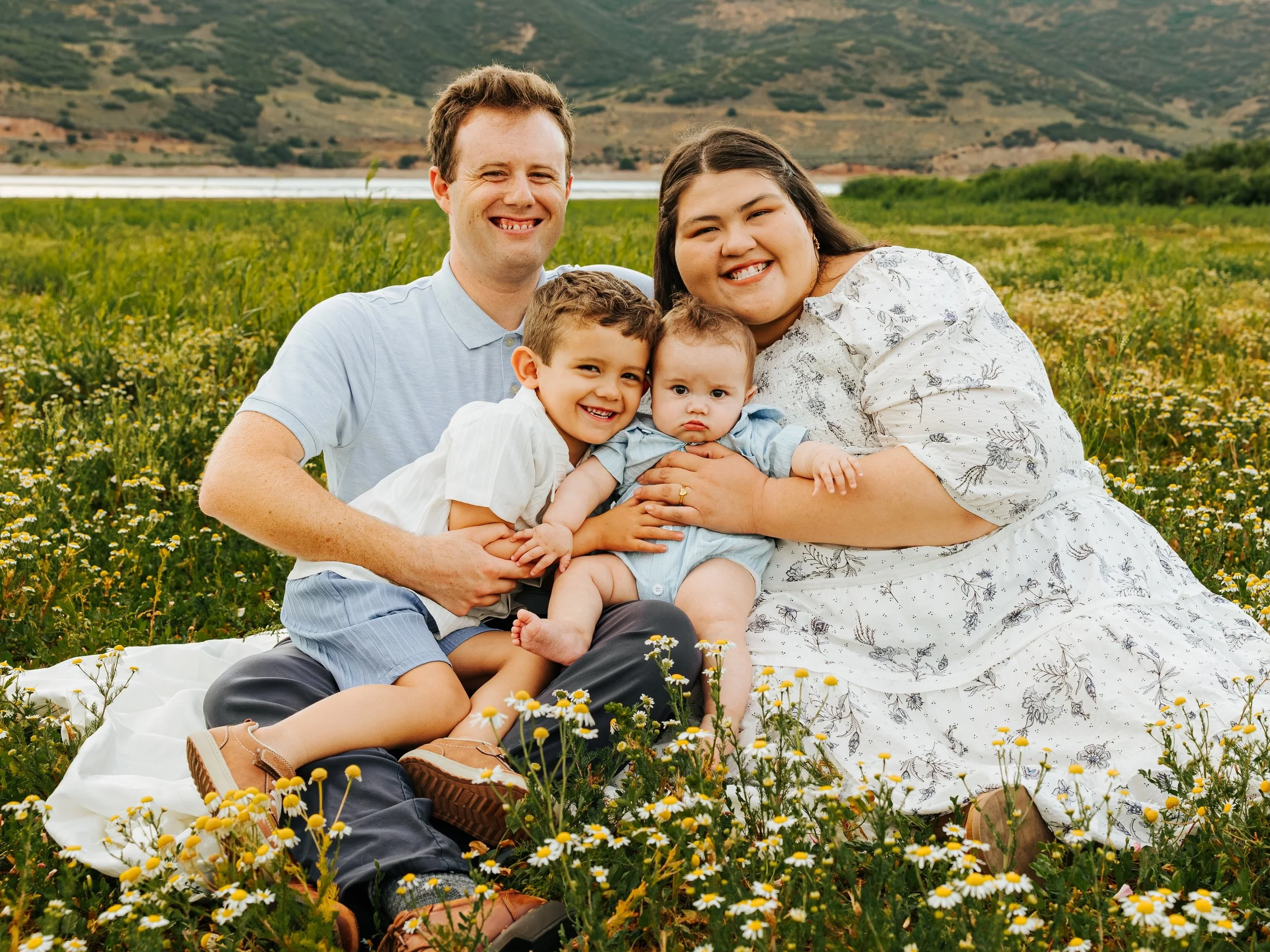The green may be fading, but that only means the fall leaves are on their way! 🍂🍁 

My fall dates are booking up quickly, so if you&rsquo;re dreaming of fall photos, reach out sooner rather than later!
