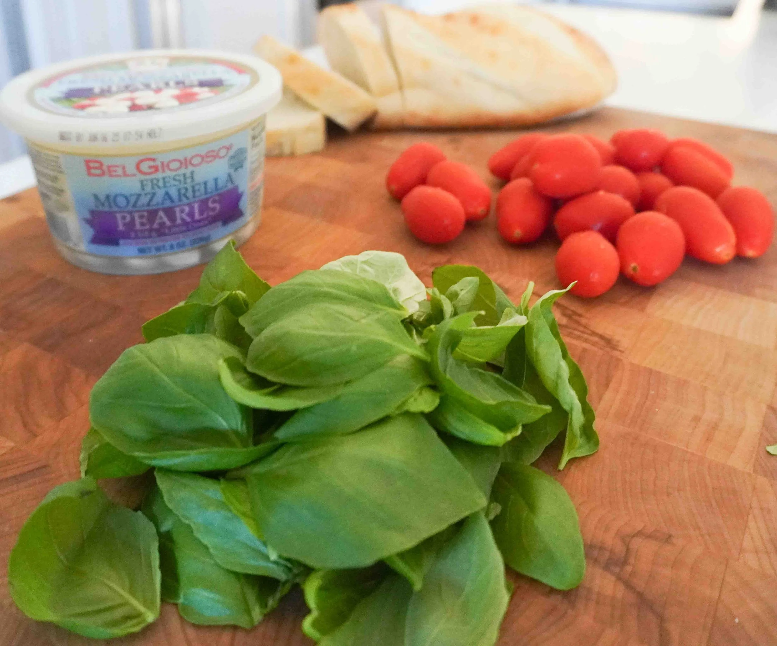 SUMMER CAPRESE SALAD