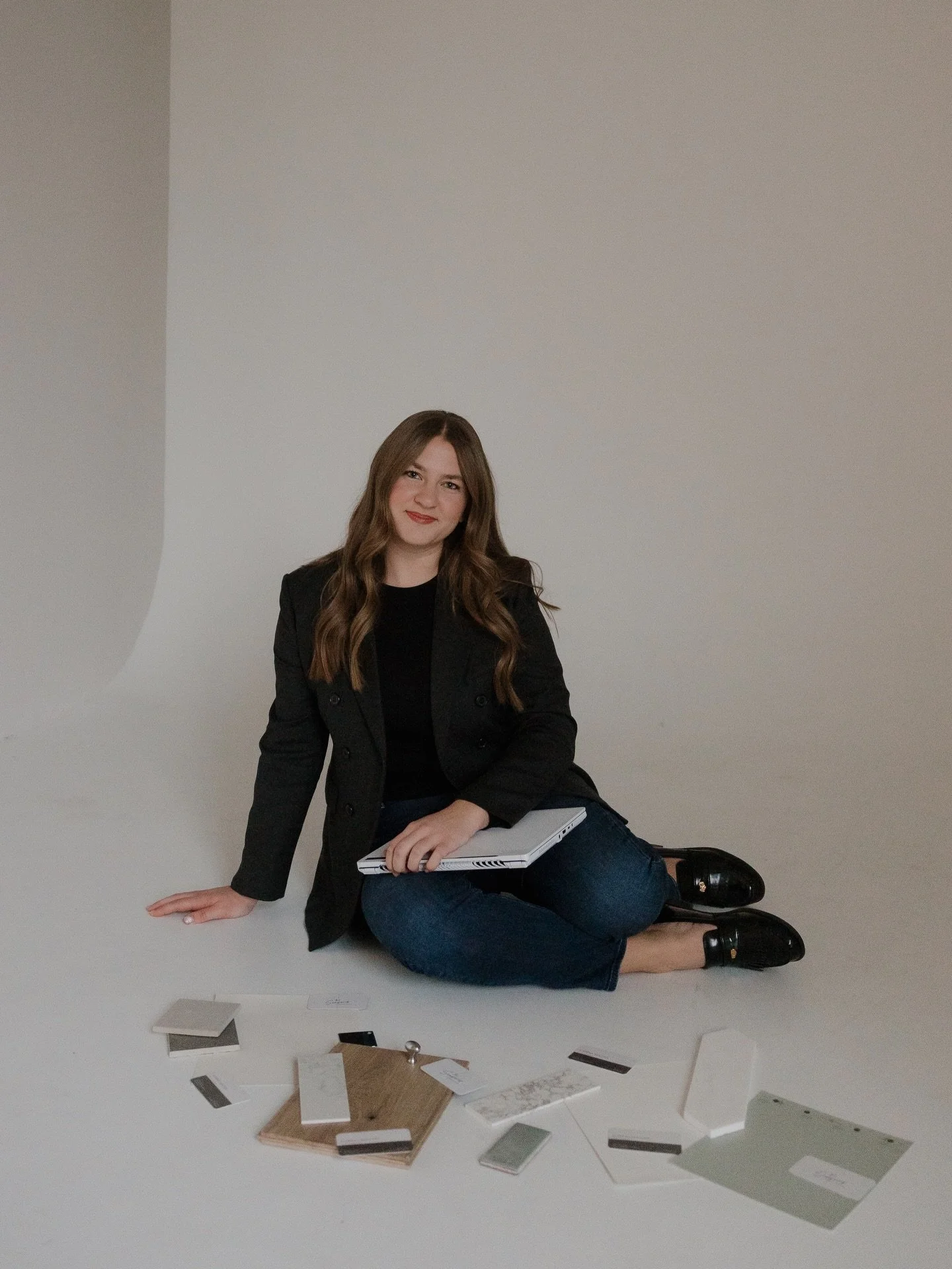 Hey friends, I&rsquo;m Karina! 👋🏼

I figured it was finally time to put a face to the brand 😁

With a drafting background and a love for design and content creation, I&rsquo;ve always known I wanted to build something of my own. So, after years of