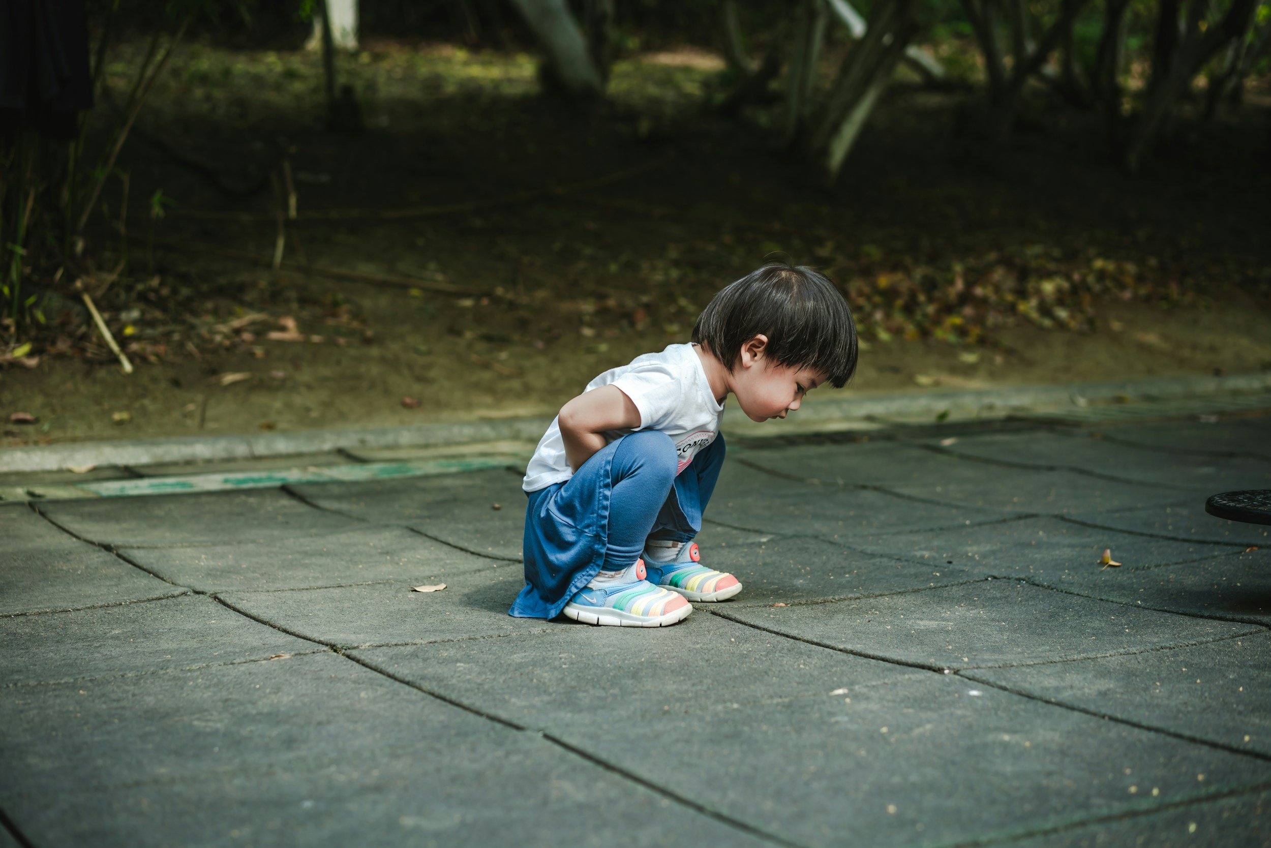 My Child Is Afraid to Poop: Why Stool Withholding Happens and What Parents Can Do 