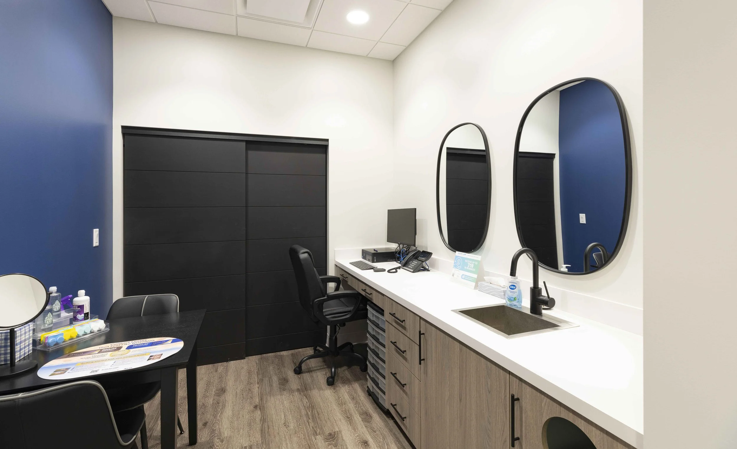 Complete Eyecare Lo-Res-8518.jpg