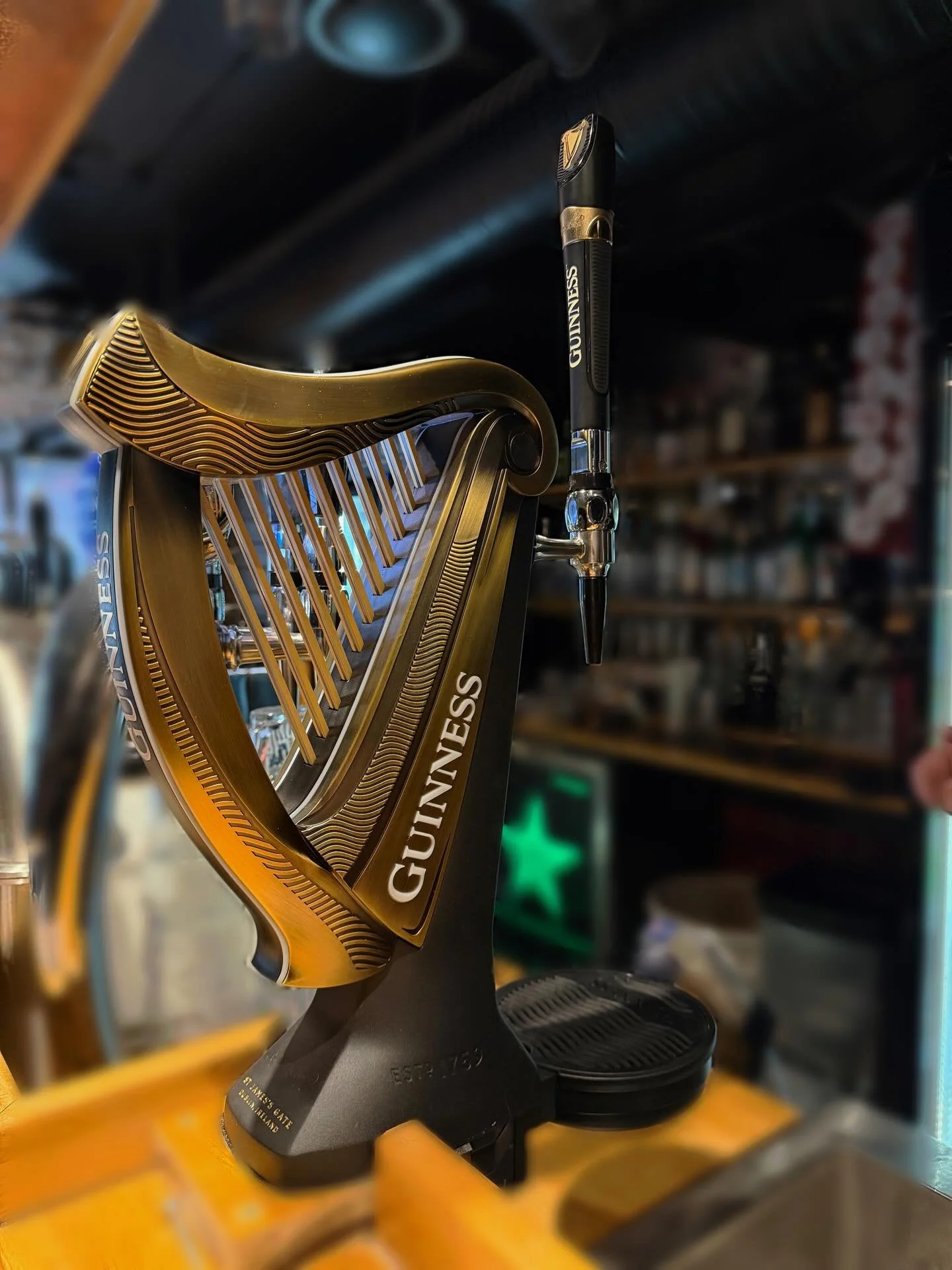 Guinness asennuksia🪉
.
.
.
#baarilaiteoy #guinness #guinnessbeer #hartwall #asennus