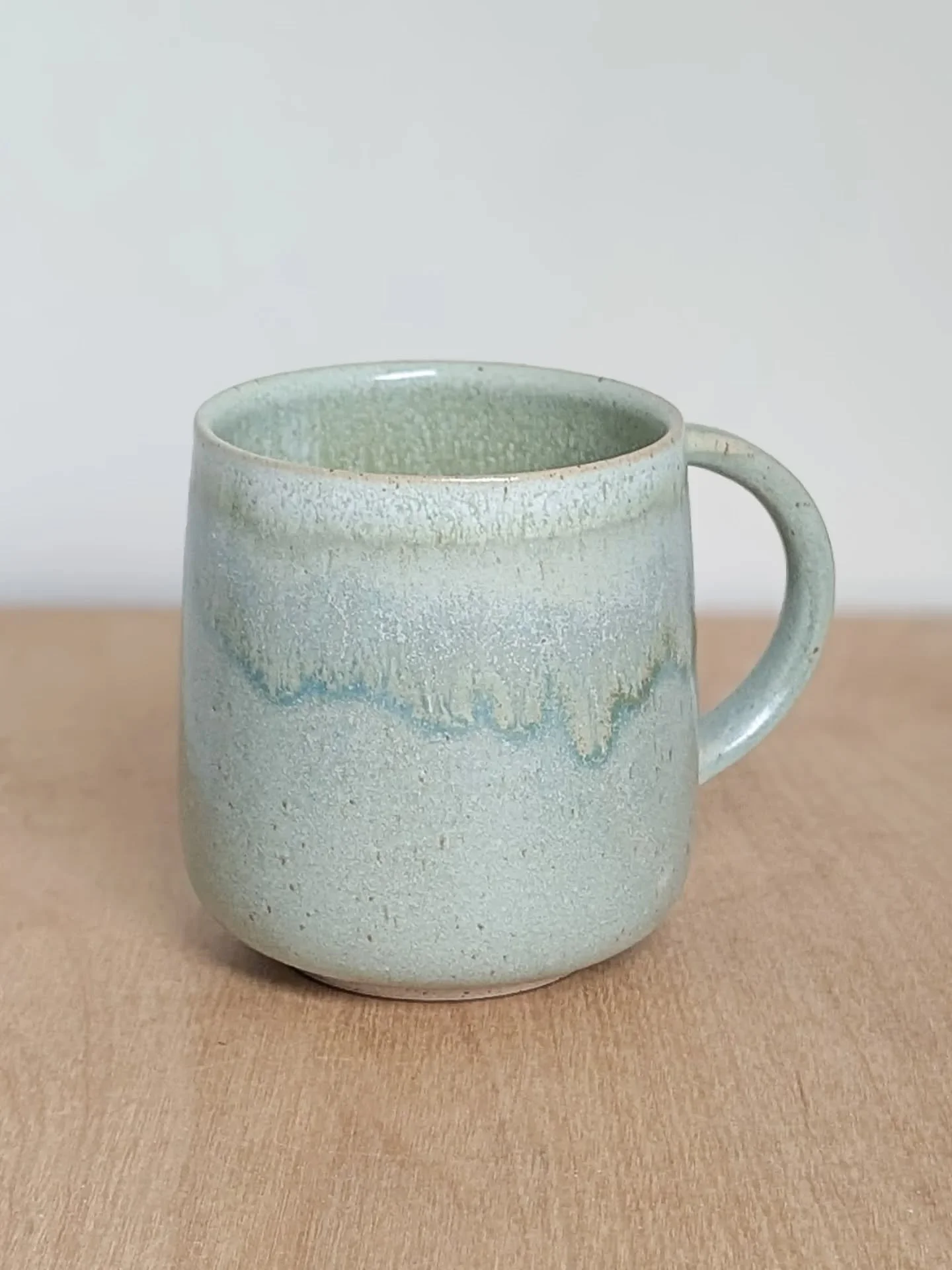 All of these sea-green celadon mugs found new homes this weekend ☺️ and it makes me ridiculously happy to imagine them being used and enjoyed (hopefully 😅) by whoever took them home 💚

I'd really like to make some proper dinnerware with this glaze 