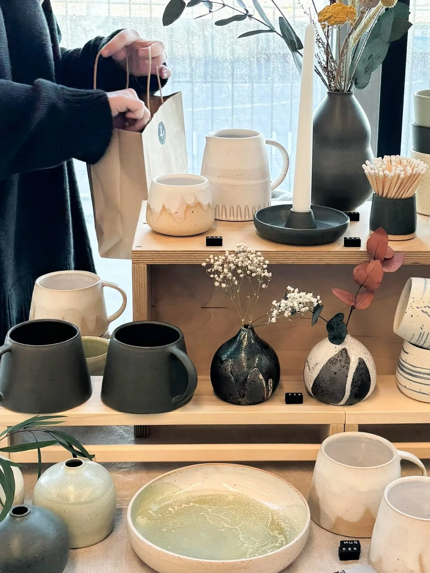 Yesterday was quite a day! My first time @margateceramicsmarket and first time selling my work in person, so I had no idea what to expect, but it was a really wonderfully warm and welcoming event full of absolutely loads of lovely people - both potte