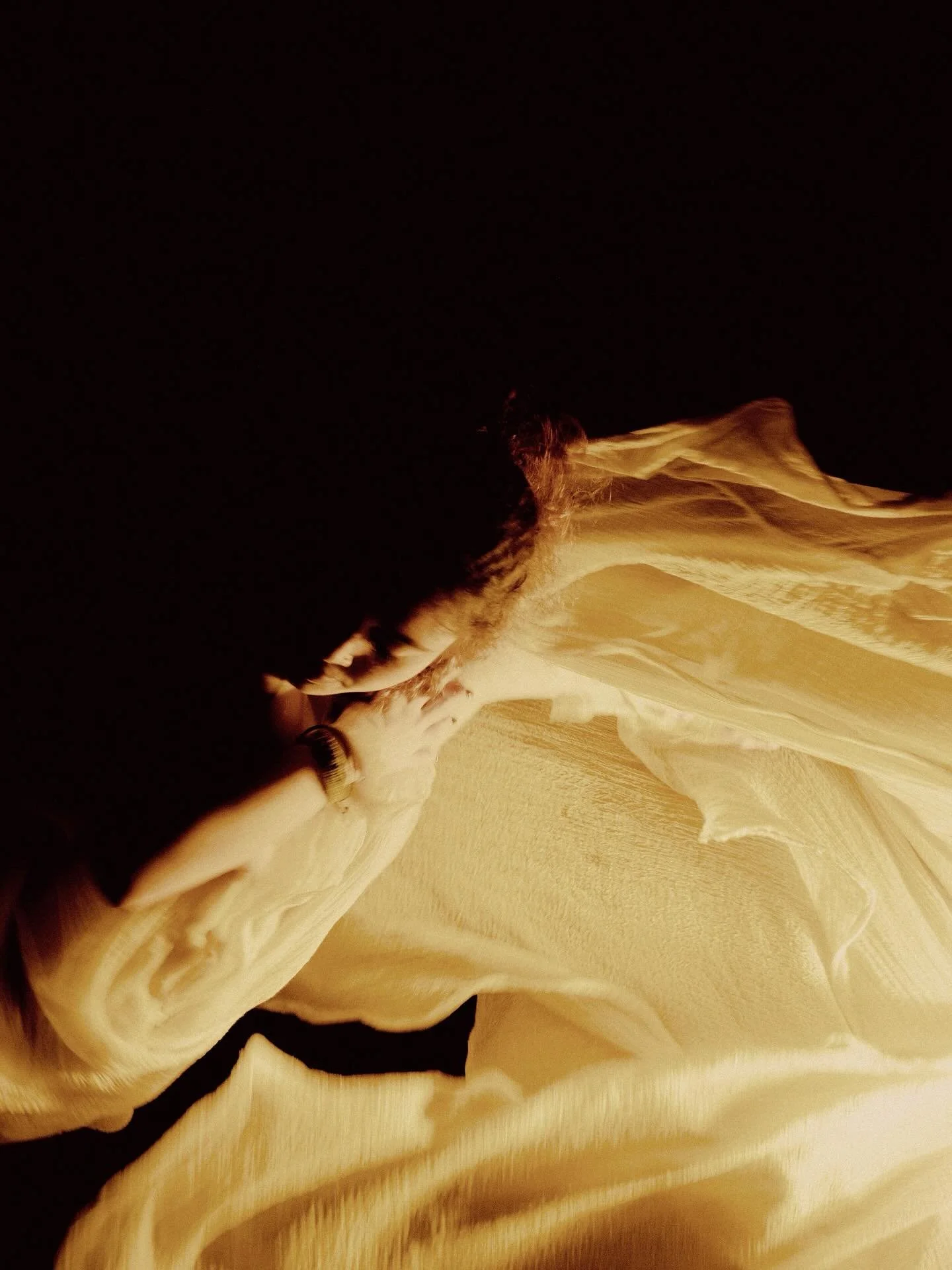 Theatrical, dramatic and eccentric. I love to bring those elements back in my art. I feel like these elements intensify the feeling I want to convey.

Photographer: @thomaslfontein 
Model/dancer: @djimaira