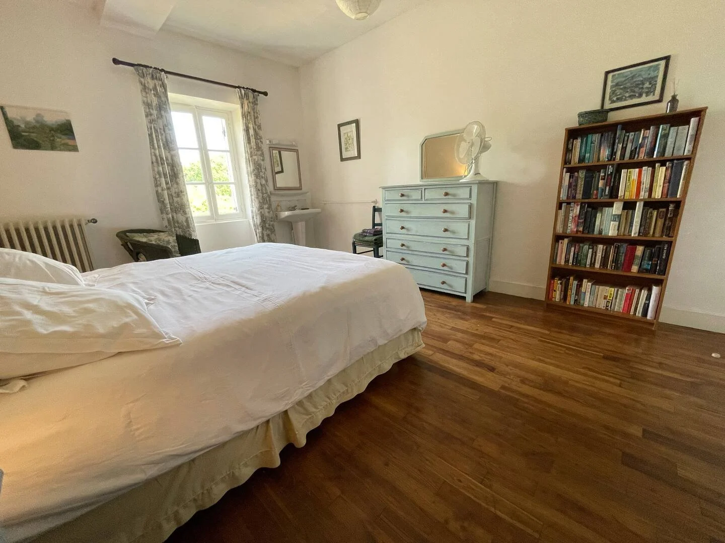 Single bedroom in Tabary Farmhouse