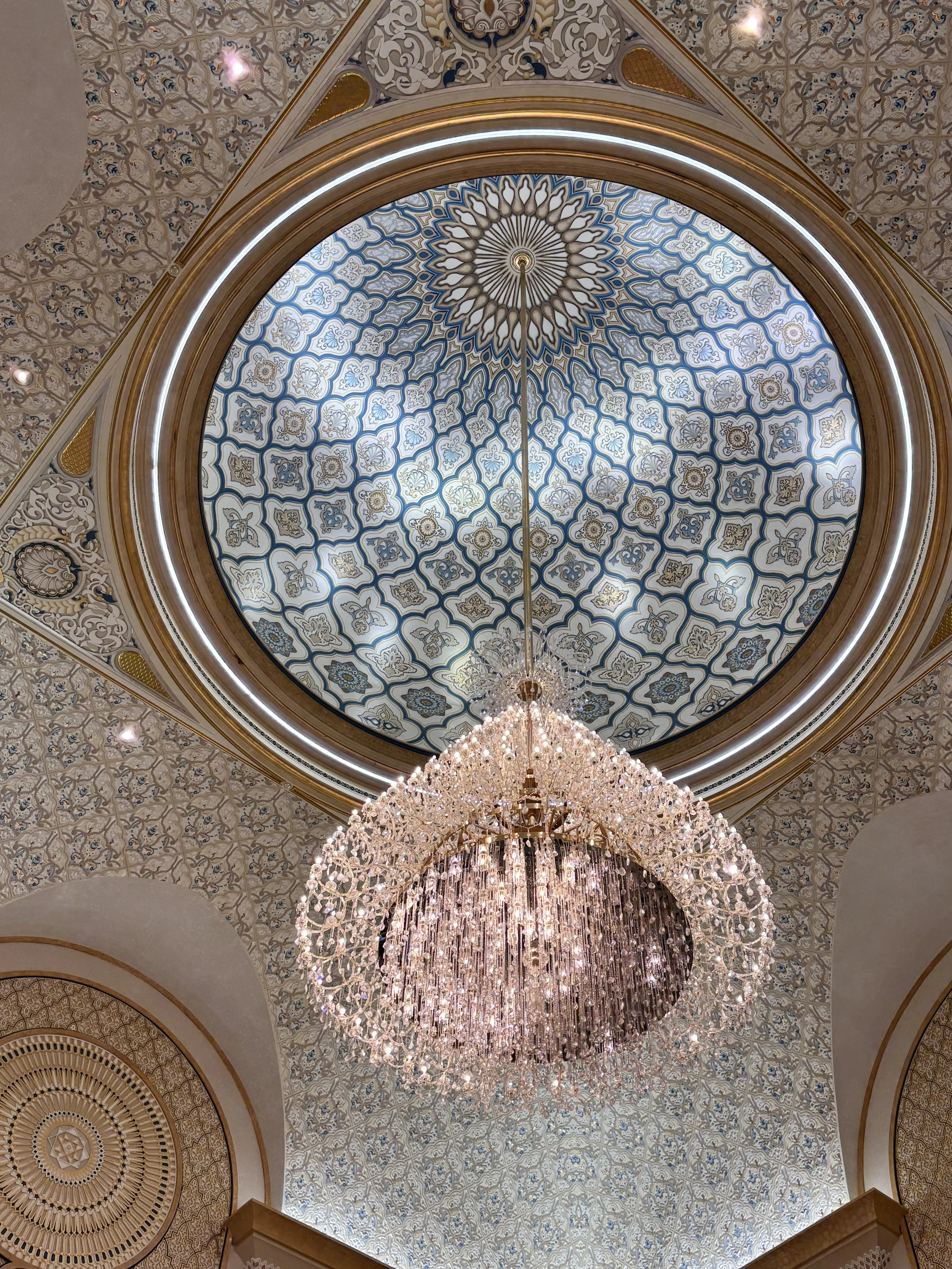 Qasr Al Watan 