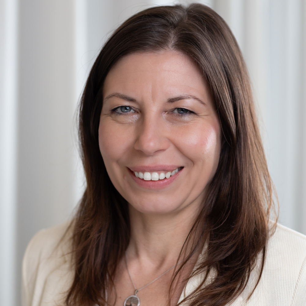 Zsuzsanna Üveges-Rodina MenoCert Wechseljahresberaterin