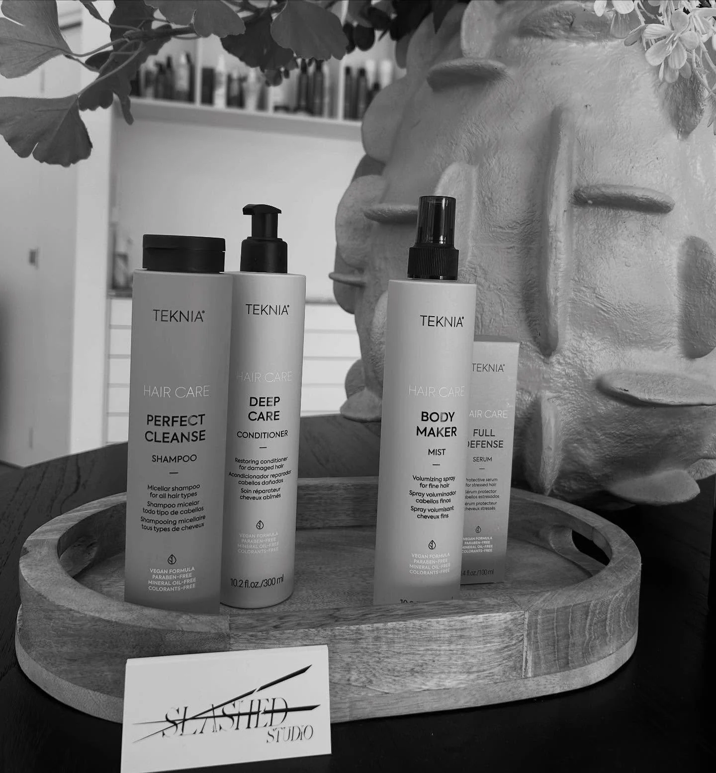 The perfect combo for all your sporty spices 
Step 1. Shampoo twice with the Teknia Perfect Cleanse 
Step 2. Remove excess moisture and apply Teknia Deep Care (Conditioner - for fine hair) (Treatment - for medium/thick hair) 
Step 3. Towel dry and s