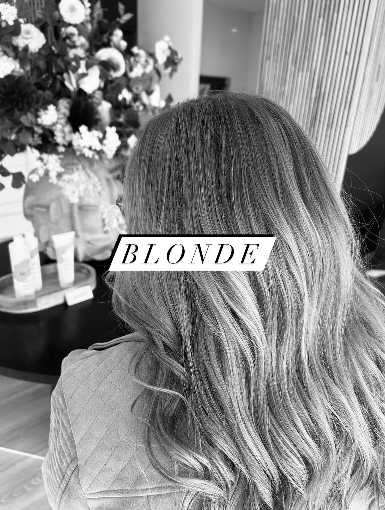 Wow, what an epic transformation this was. 
#regrowth #blondebombshell #hairdressersofbrisbane #hairenvy #heyblondie