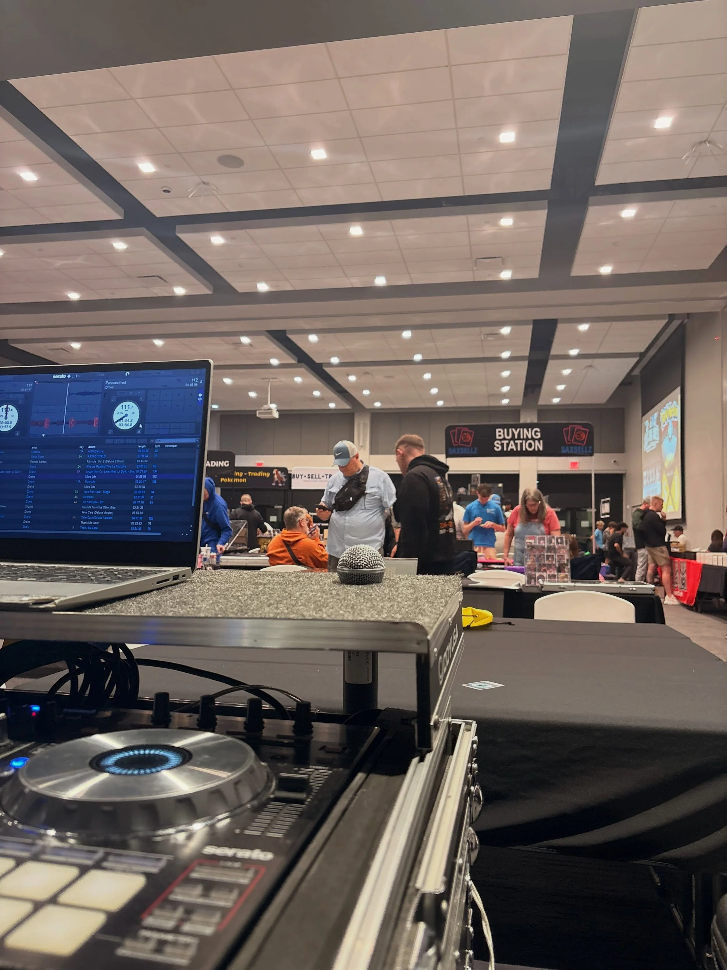 Got to DJ my first ever Pokemon trade show! 

If you need a Dj for the holidays, plz let me know 🤩✨

#hireme #thatsmydj #djthings #pok&egrave;mon #djmichael