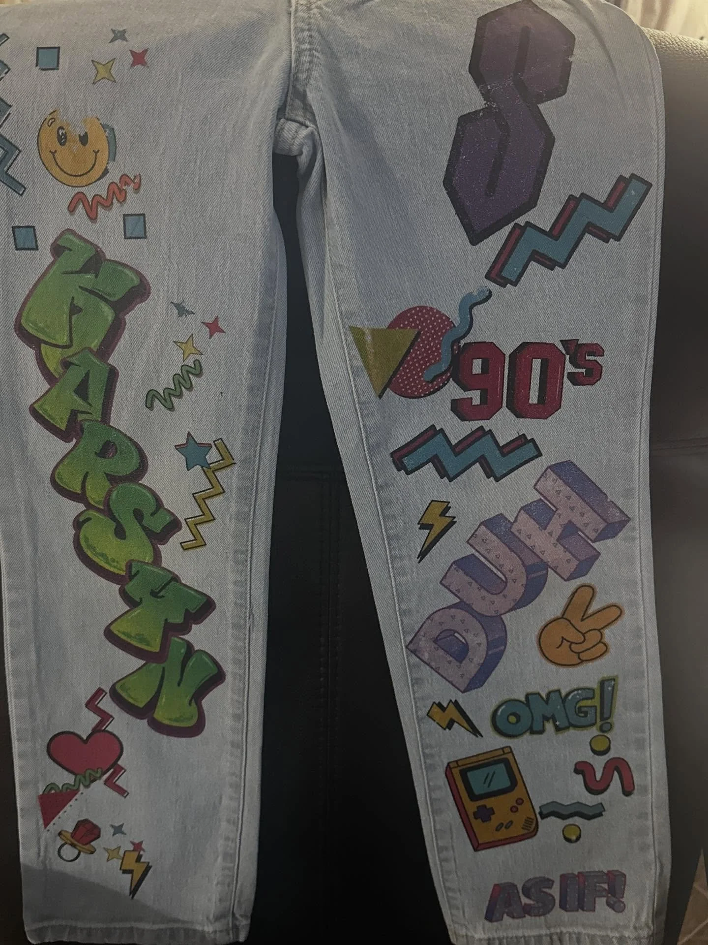 Did I mention we do custom items as well!!! Took it old school with these 90&rsquo;s jeans #90s #90sfashion #custom #404jax