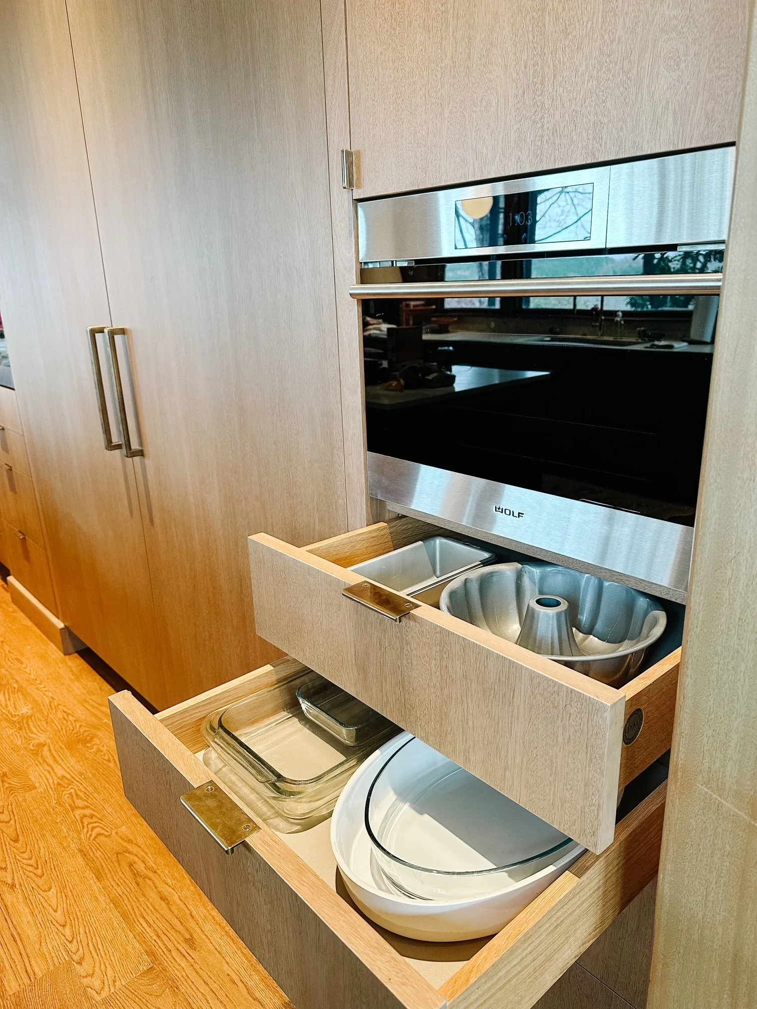 Kitchen drawer organization