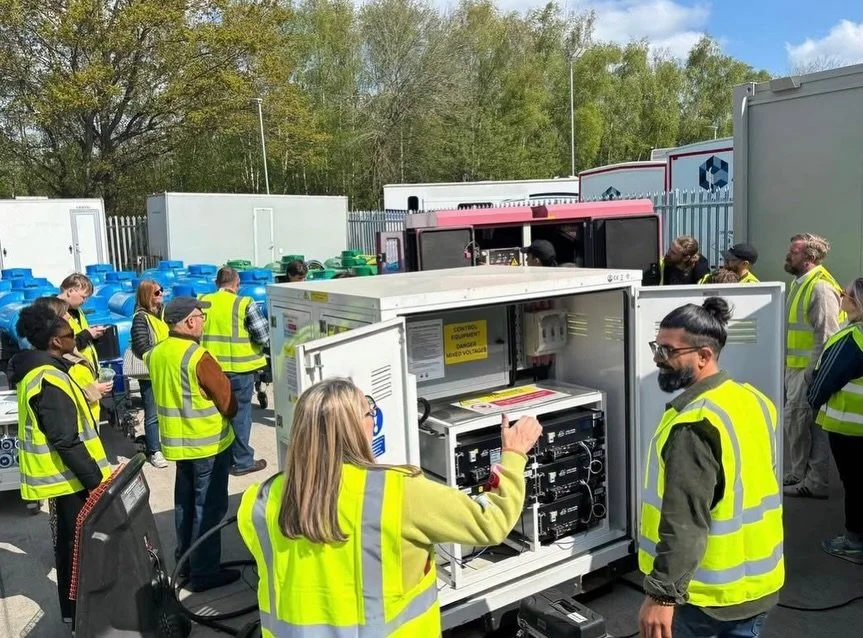 Over recent years the film and tv industry has seen a steady increase in power saving solutions focusing on sustainability and efficiency. There are now some excellent hybrid and battery power systems available for use on location yet specific knowle
