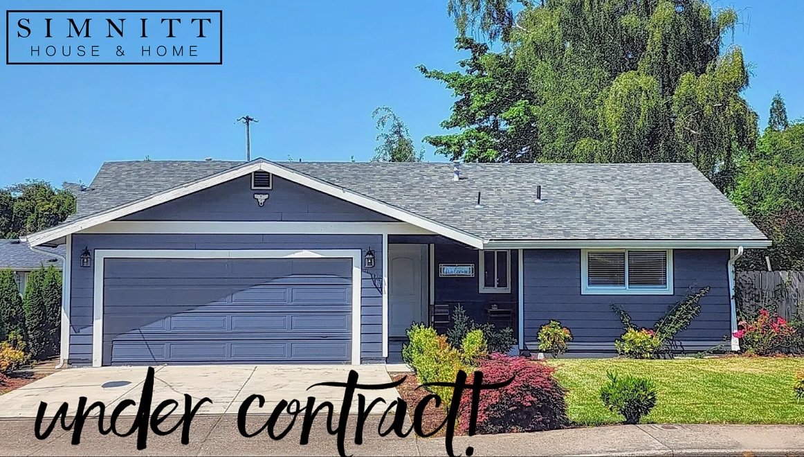 Excited to see our buyers get under contract on this beautiful home! 😍
#simnitthouseandhome 
#salemoregonrealestate 
#salemoregon