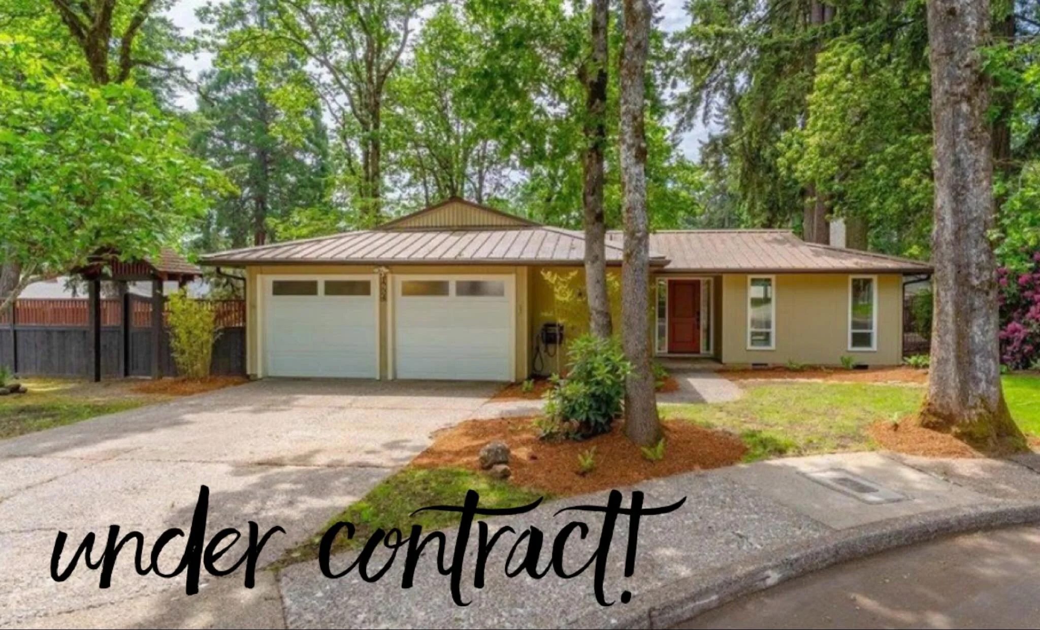 Excited for our seller &mdash; under contract on this listing! 
#simnitthouseandhome #oregonrealestate #willamettevalleyrealestate