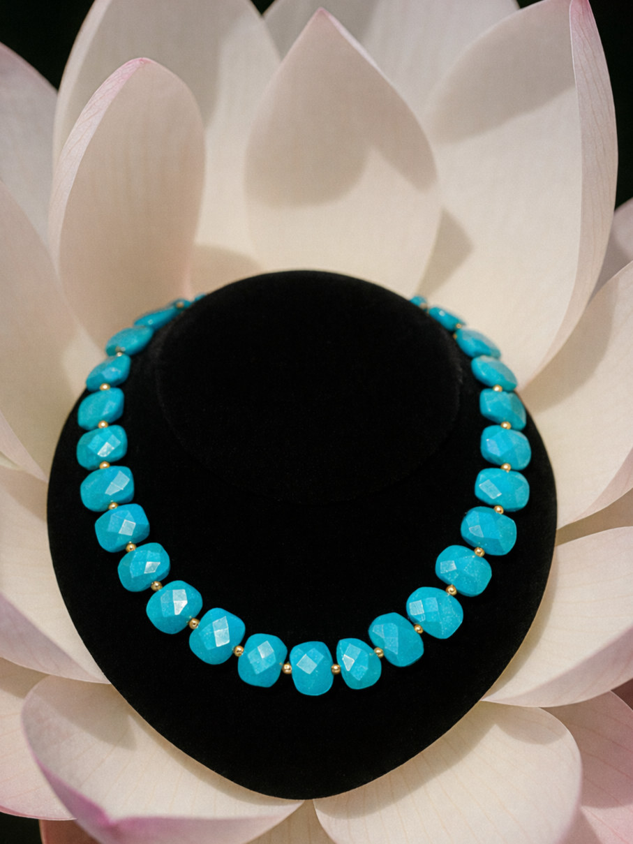 turquoise+necklace.png