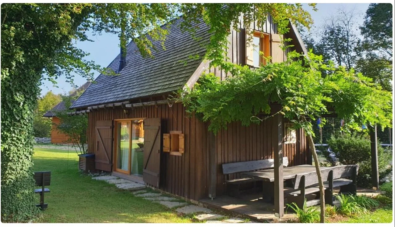 Luxury Cabin at Fenomen Plitvice Resort