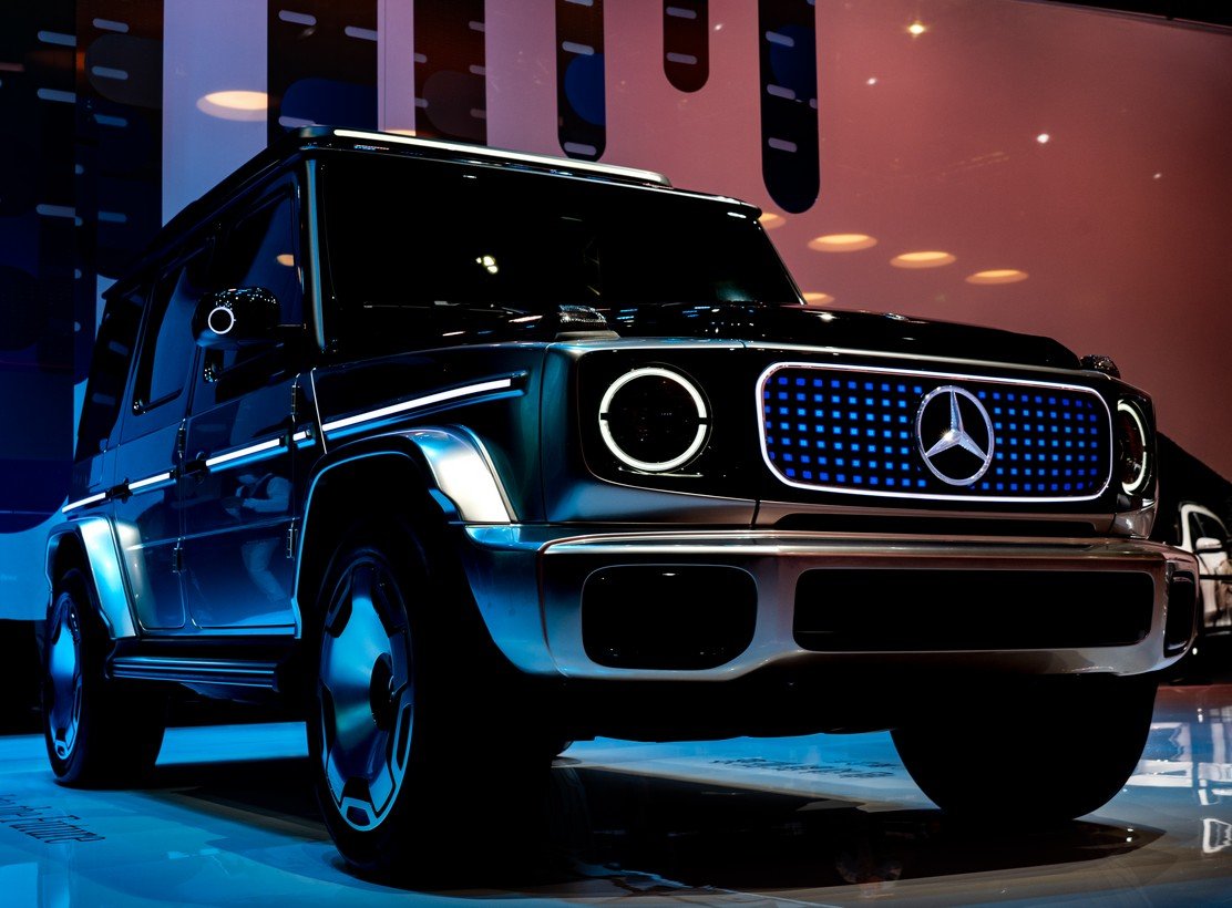 MILLIONAIRE CAR MERCEDES 60/40 CM HD
