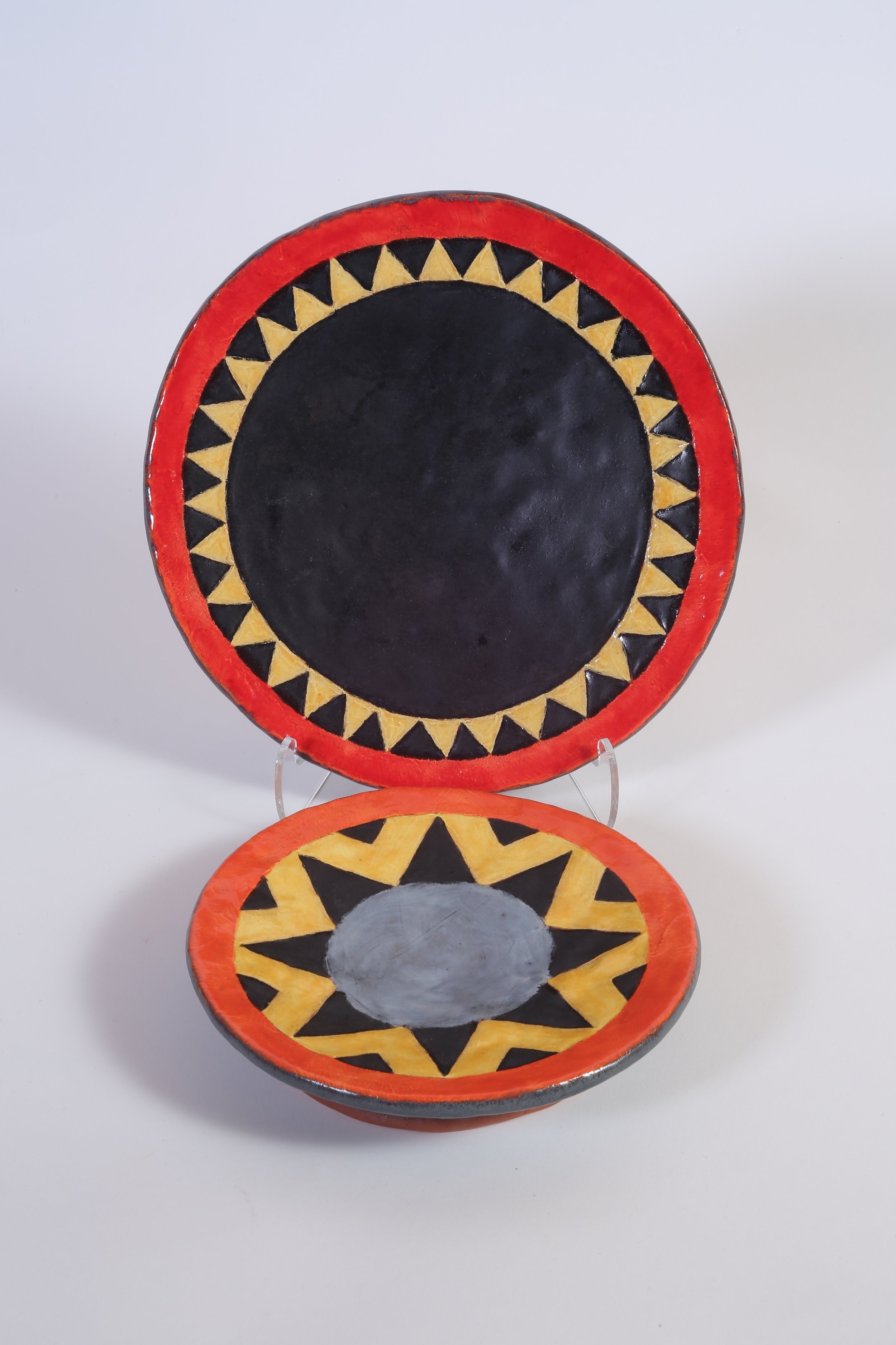 Plates with Triangles