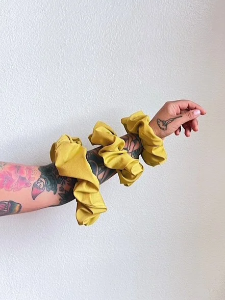 chartreusescrunchie.png