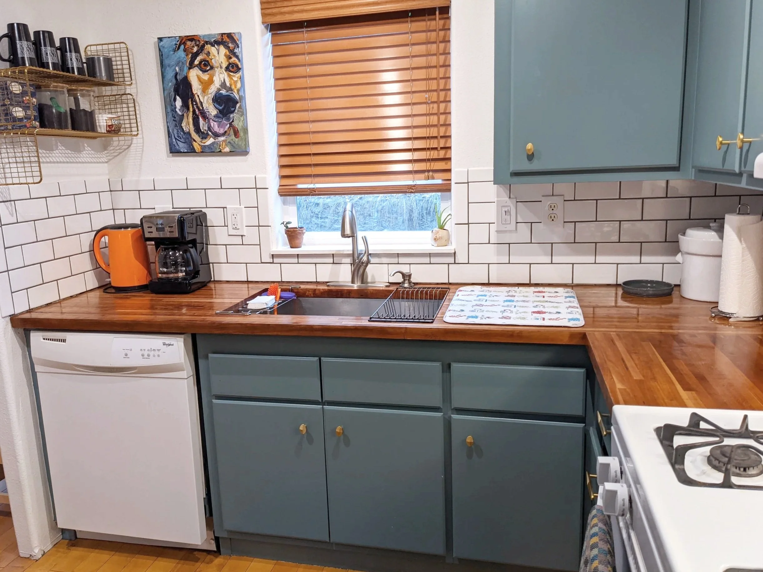 Custom home kitchen in the Columbia River Gorge by Perch Customs