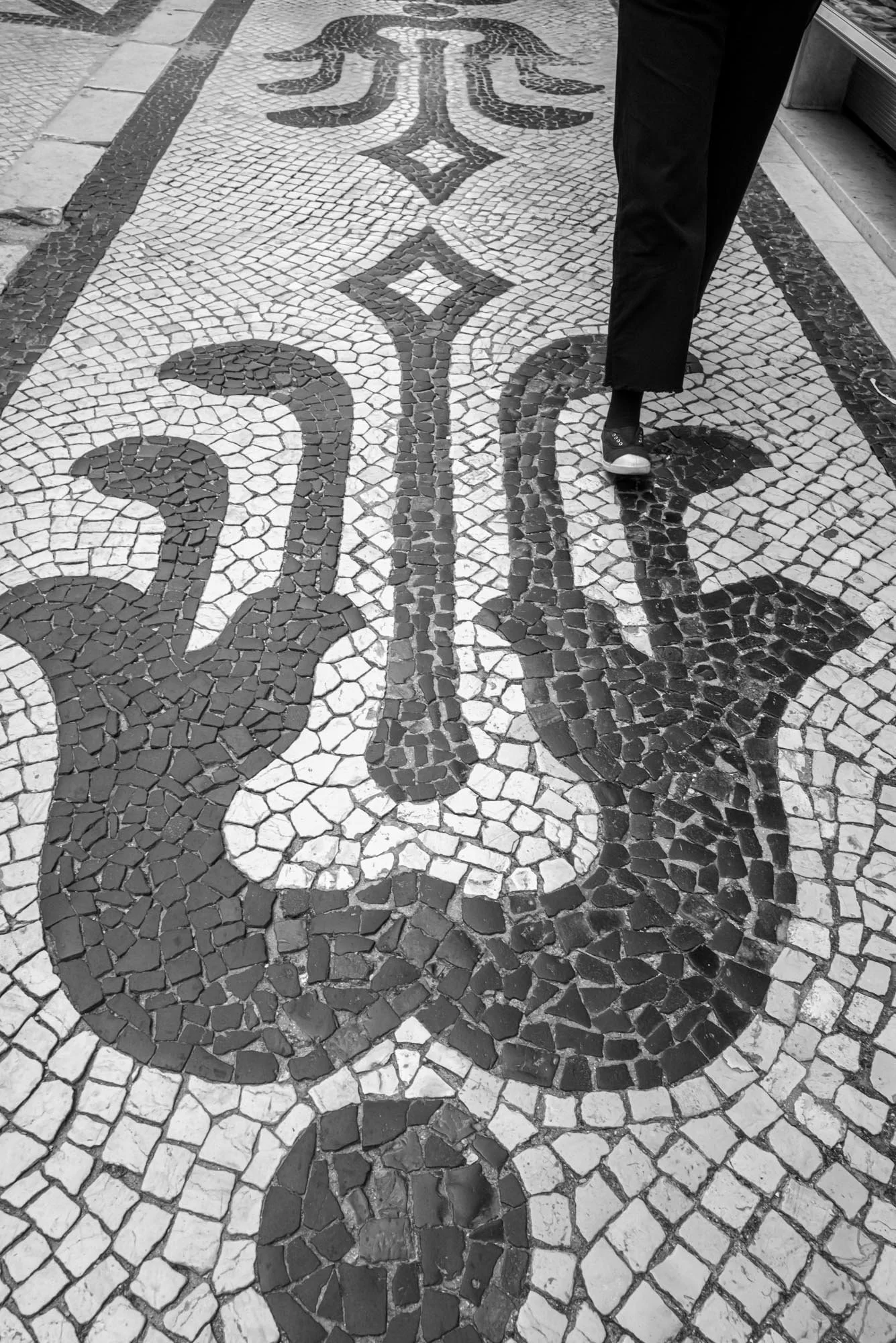Lisboa Str View tiles 3 Q2M-1.jpg