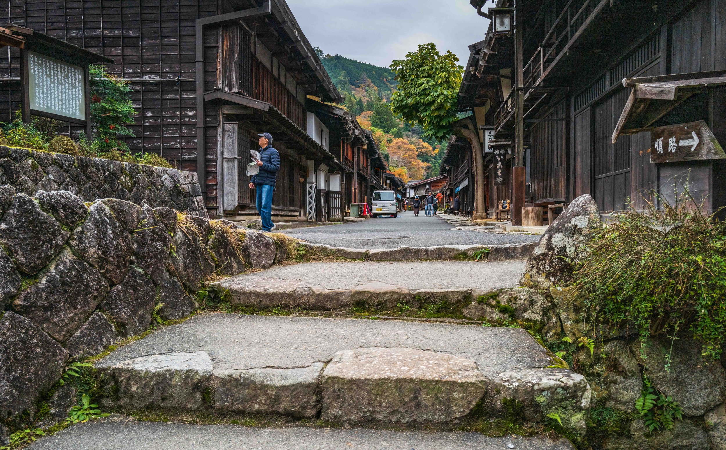 Village mountain 54 Q2.jpg