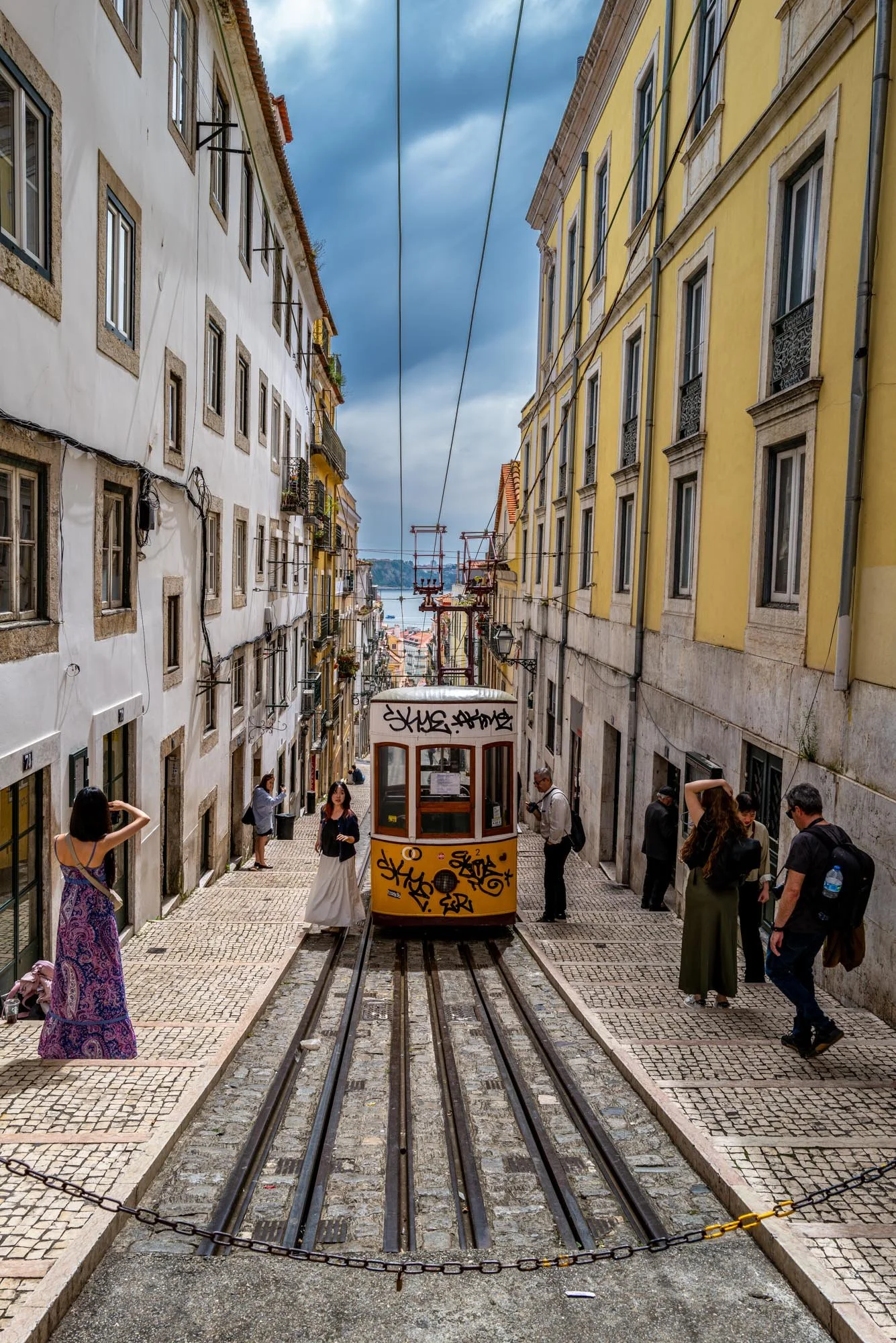 Lisboa Str View 47+ Q2-1.jpg