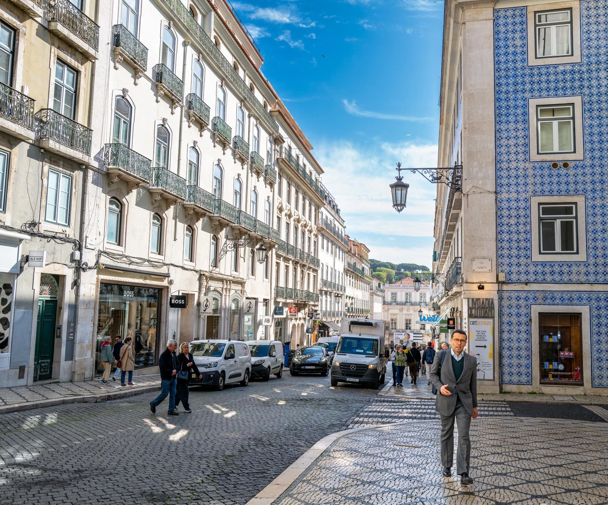Lisboa Str View tiles 75 Q2-1.jpg
