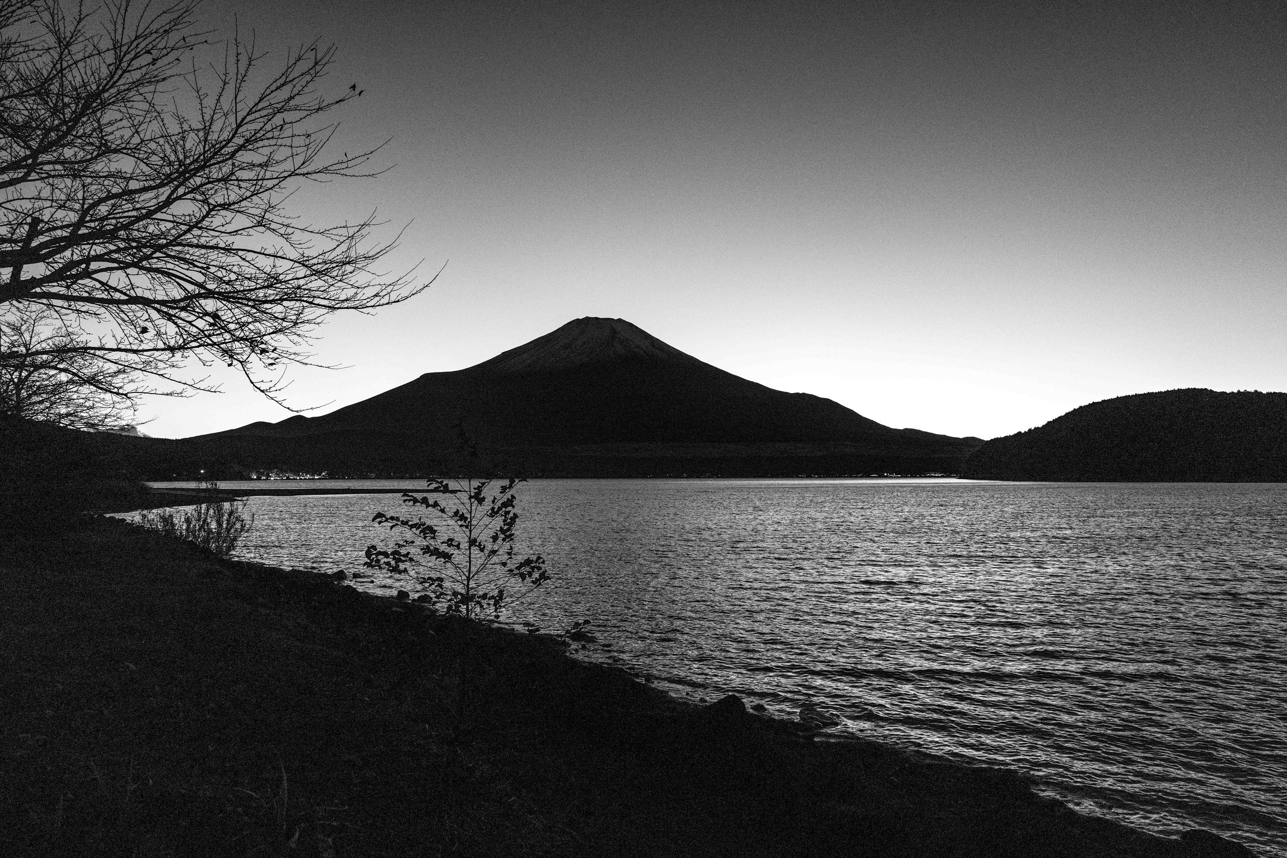 Mt Fuji sunrise 1 Q2M.jpg