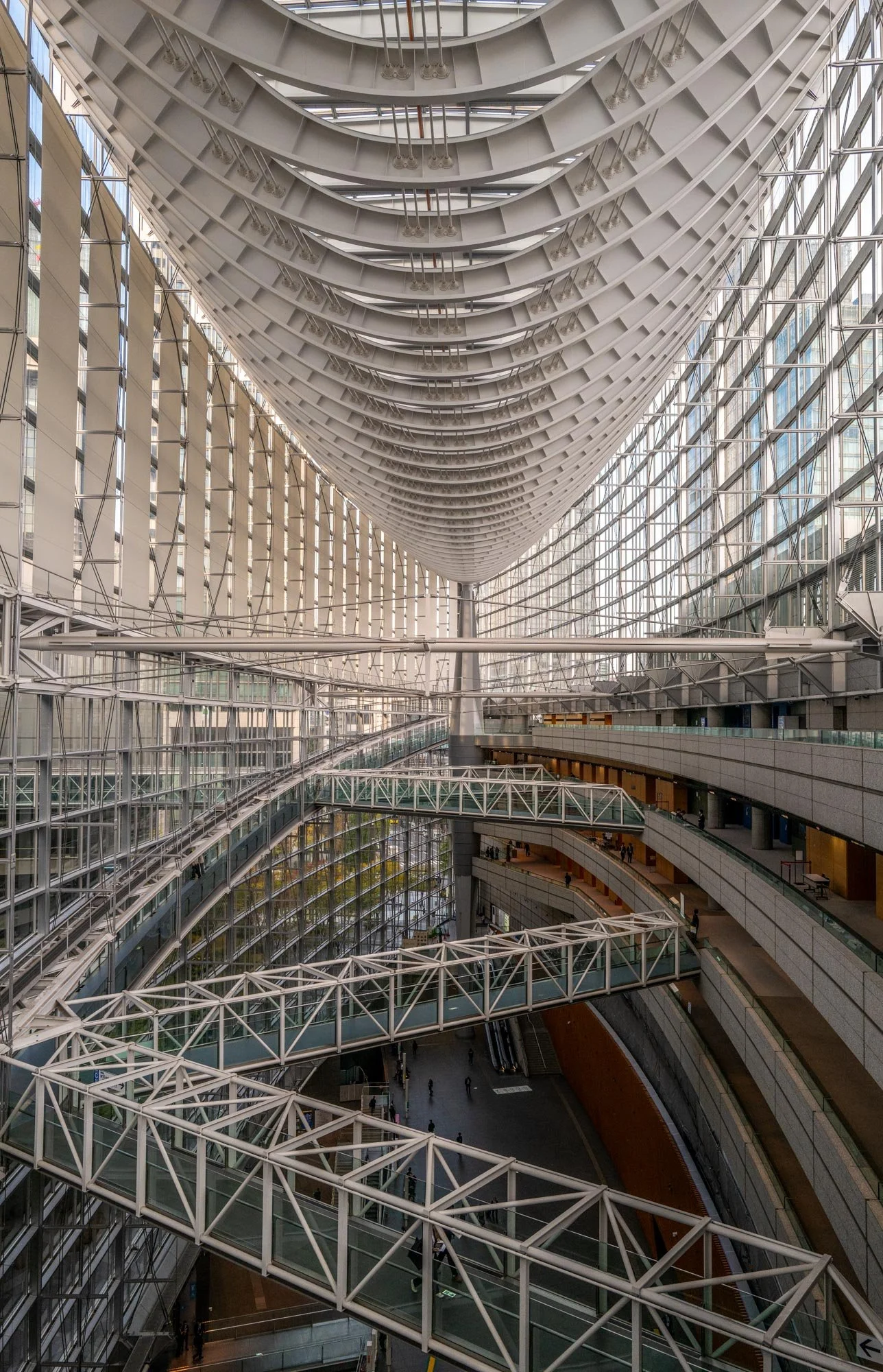 Tokyo Exhib Ctr 1 Q2-1.jpg