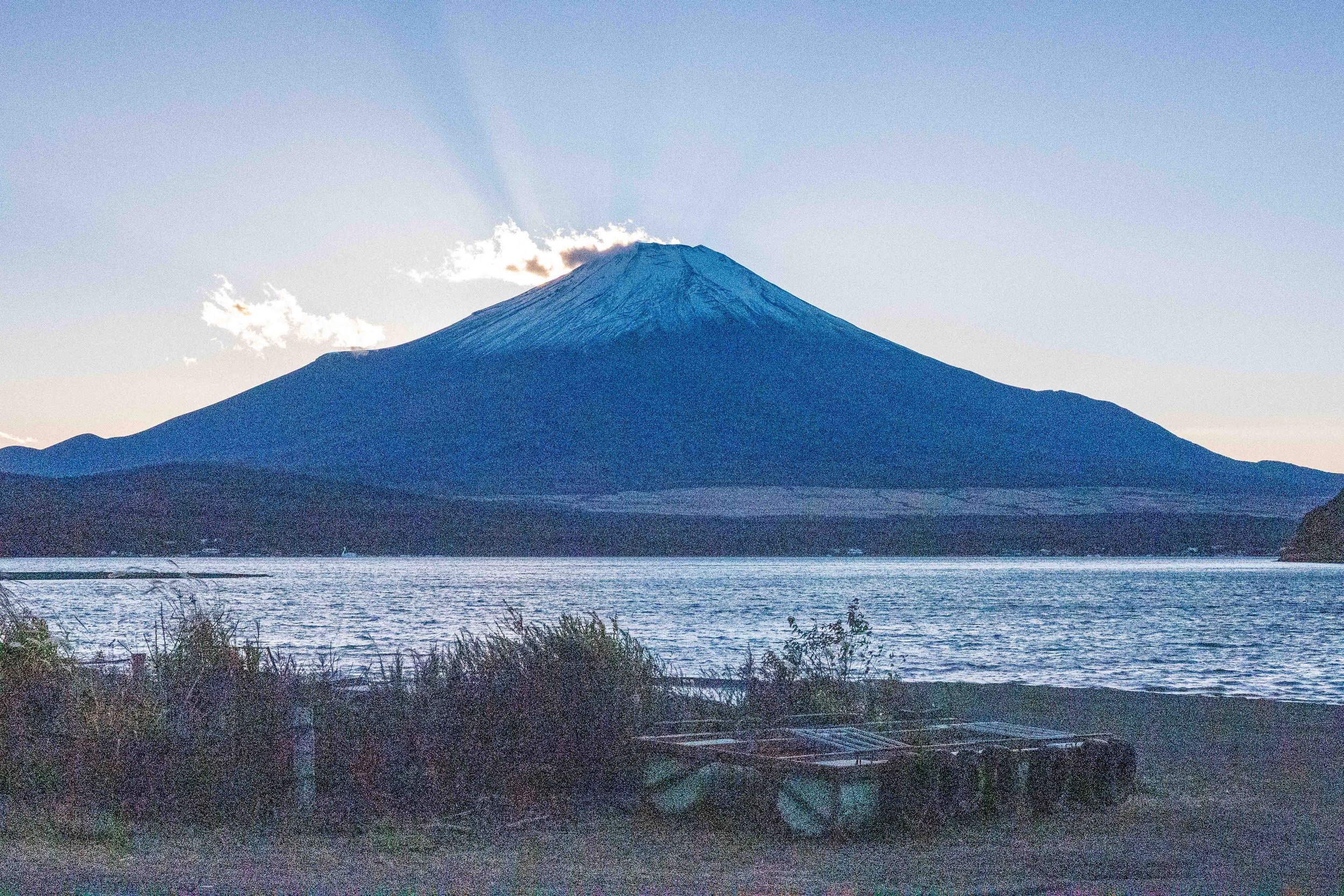 Mount Fuji  4 V-Lux 5.jpg