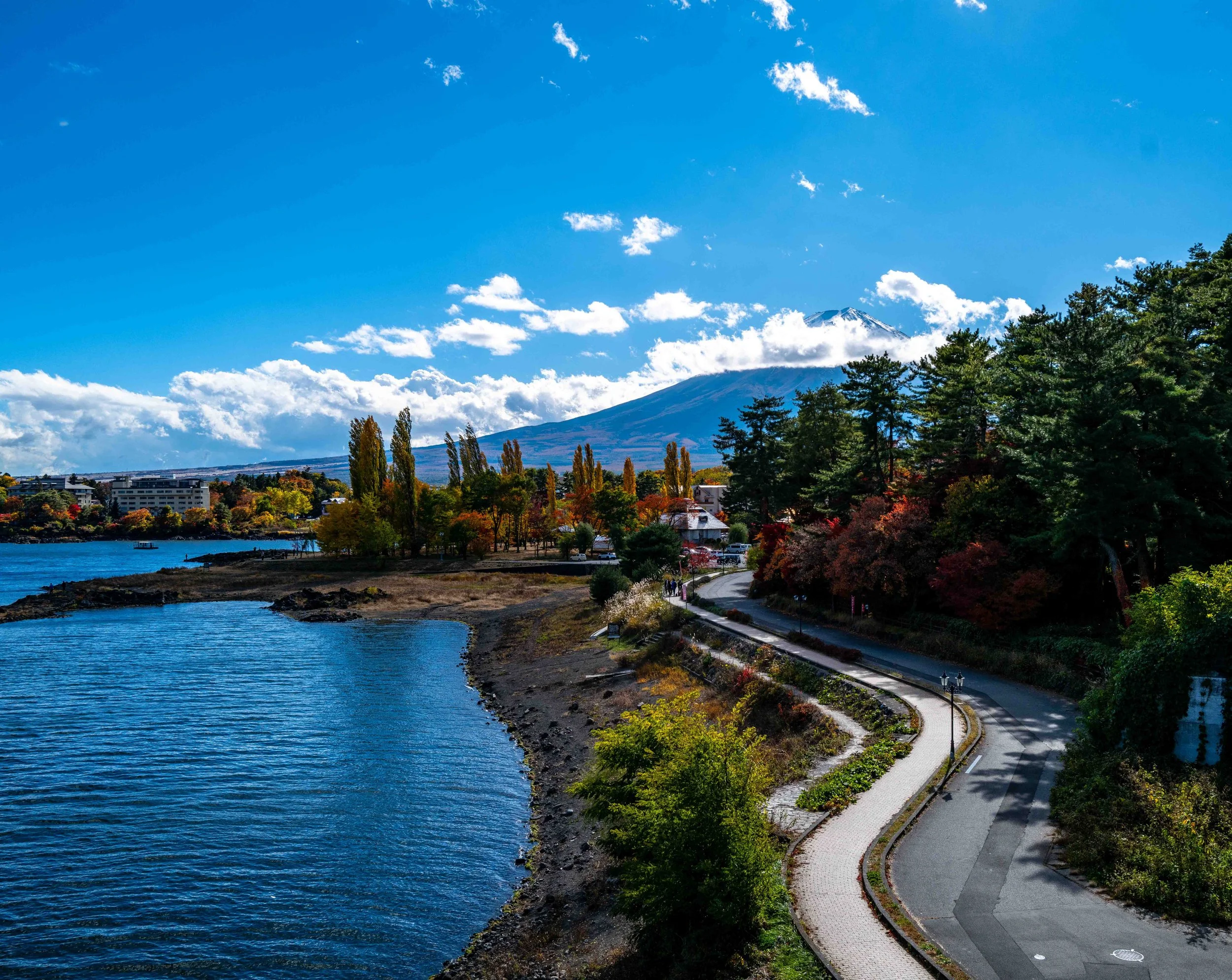 Mt Fuji Lake View 4 Q2.jpg