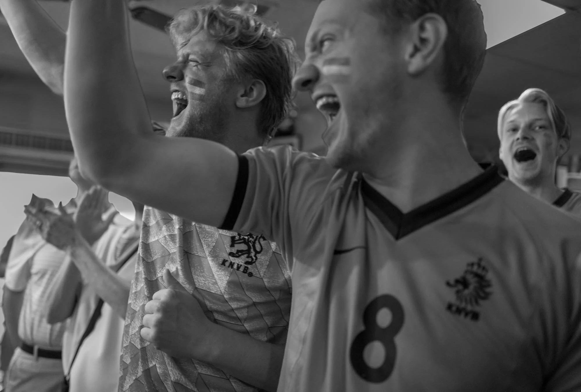 Henk's WC watch party 3 Q2M-1.jpg